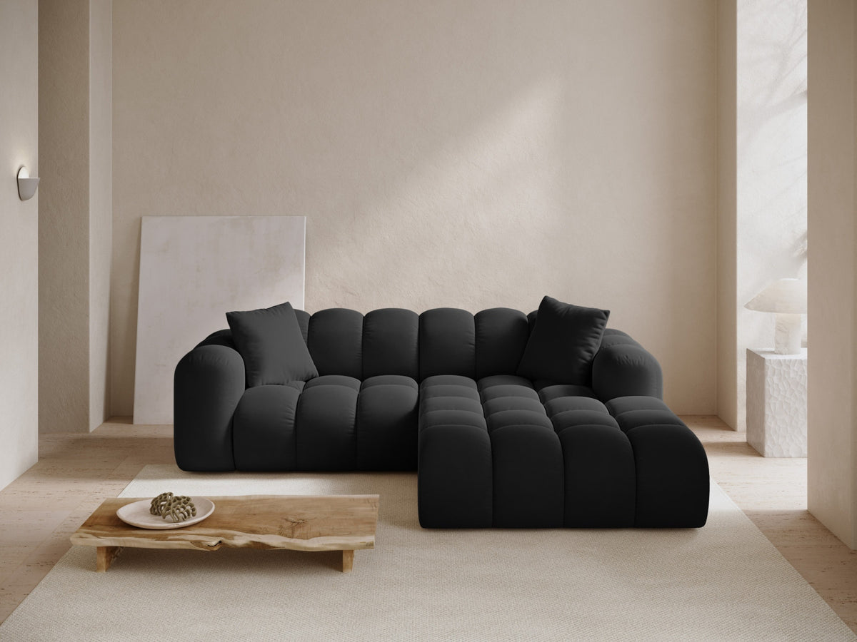 3-Sitzer Ecksofa rechts Treno in Black-Bluvel präsentiert im Onlineshop von KAQTU Design AG. Ecksofa rechts ist von Cosmopolitan Design