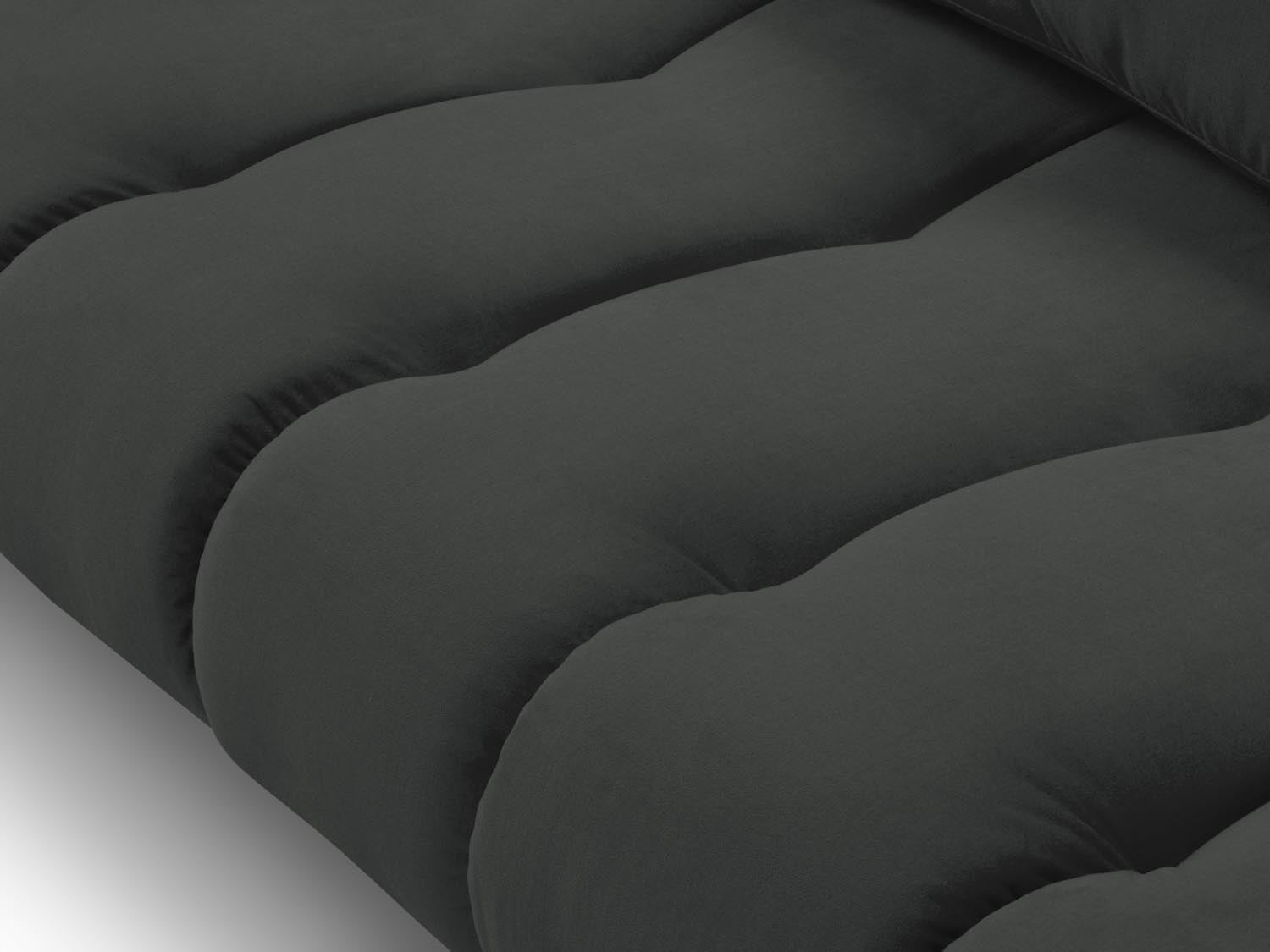 Erleben Sie das stilvolle Hastings Velour Ecksofa rechts 5 Sitzer von Cosmopolitan Design – ideal für Ihr modernes Wohnzimmer und ultimativen Komfort.