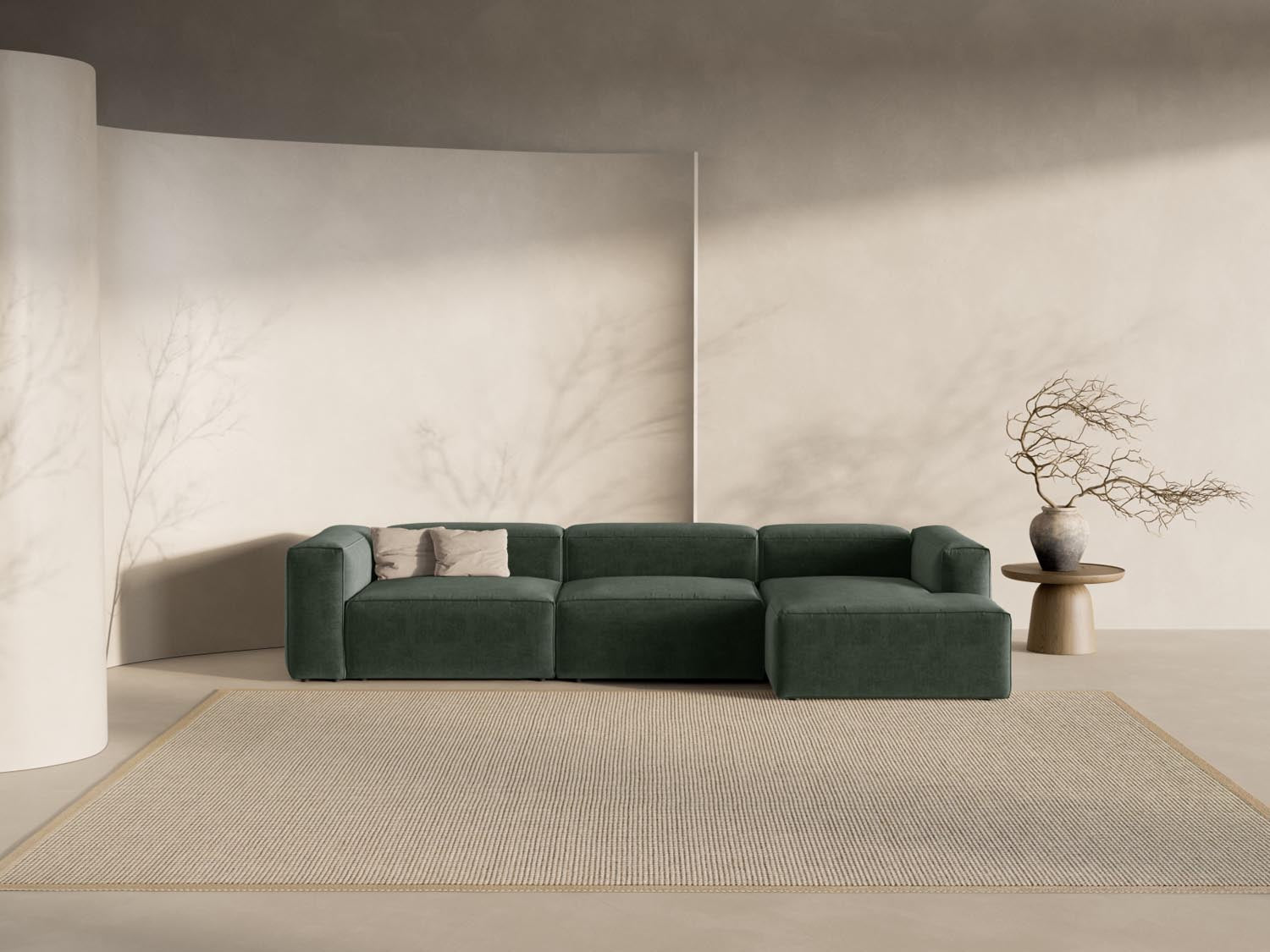 Bergamo Modular Ecksofa rechts 4 Sitzer in Moss Green-Liberty präsentiert im Onlineshop von KAQTU Design AG. Ecksofa rechts ist von Cosmopolitan Design