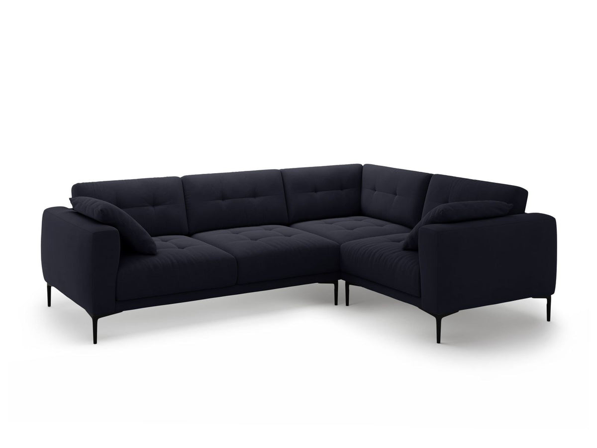 Beiges Samtsofa Lazio mit Récamiere rechts, schwarzen Metallbeinen und Massivholzrahmen, 4-Sitzer, 194 cm tief, von Cosmopolitan Design.