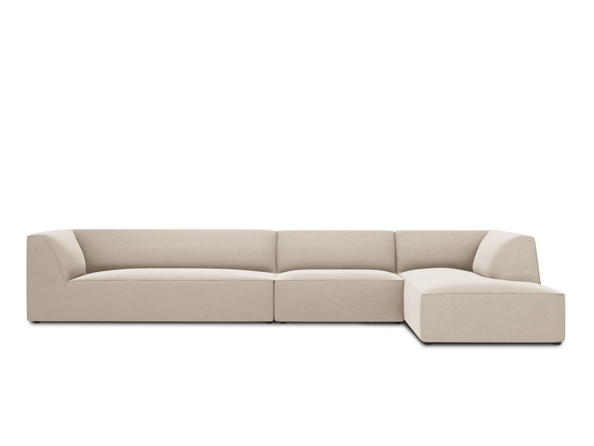 Modulares Ecksofa rechts mit Samtbezug in Beige-Salvador, Récamiere, Massivholzrahmen und schwarzen Kunststoffbeinen, 5-Sitzer Ausführung.