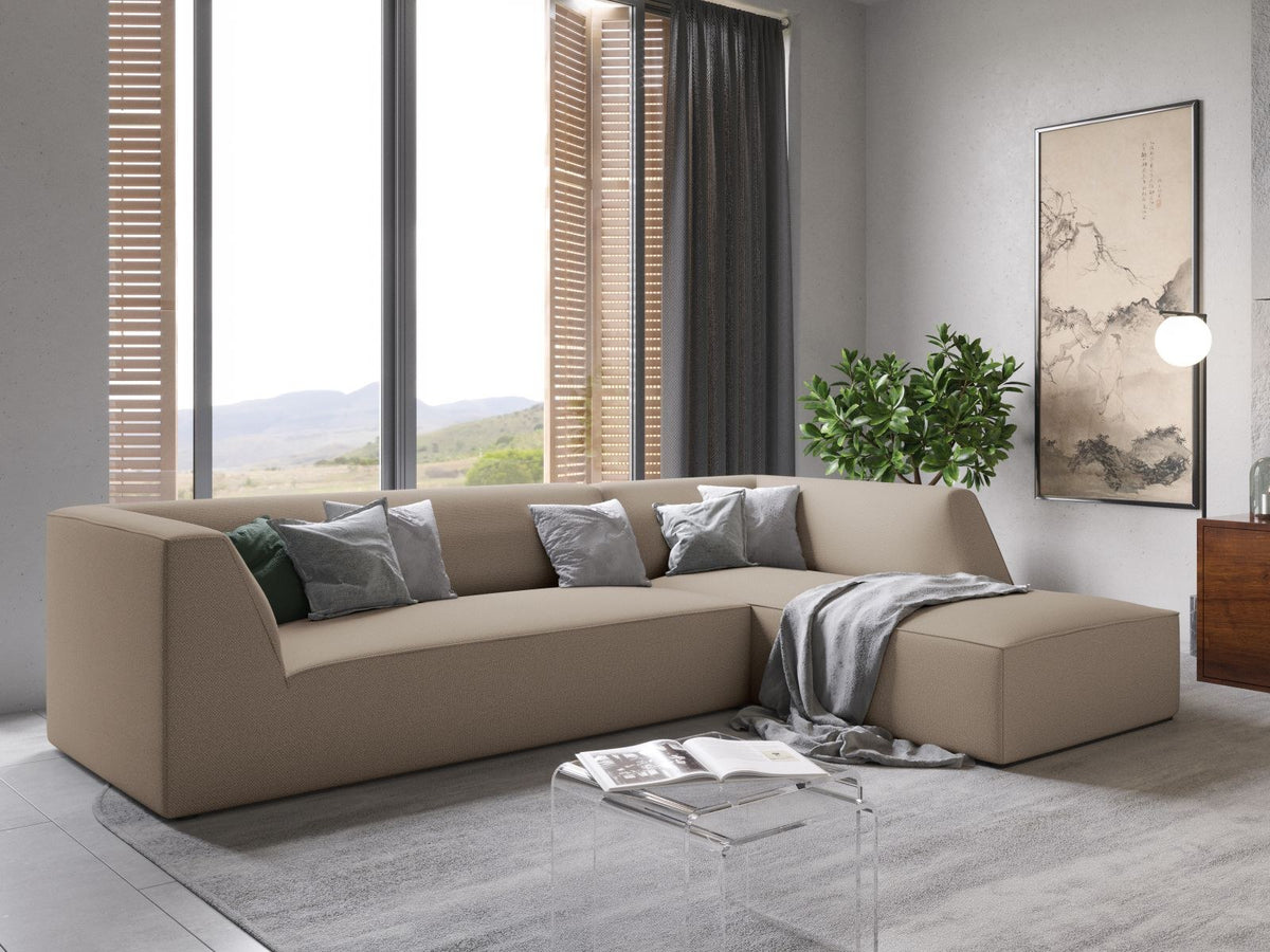 Modulares Ecksofa Siena in Light Grey-Ottawa mit Récamiere, Massivholzrahmen und schwarzen Kunststoffbeinen, 4-Sitzer, Breite 273 cm.