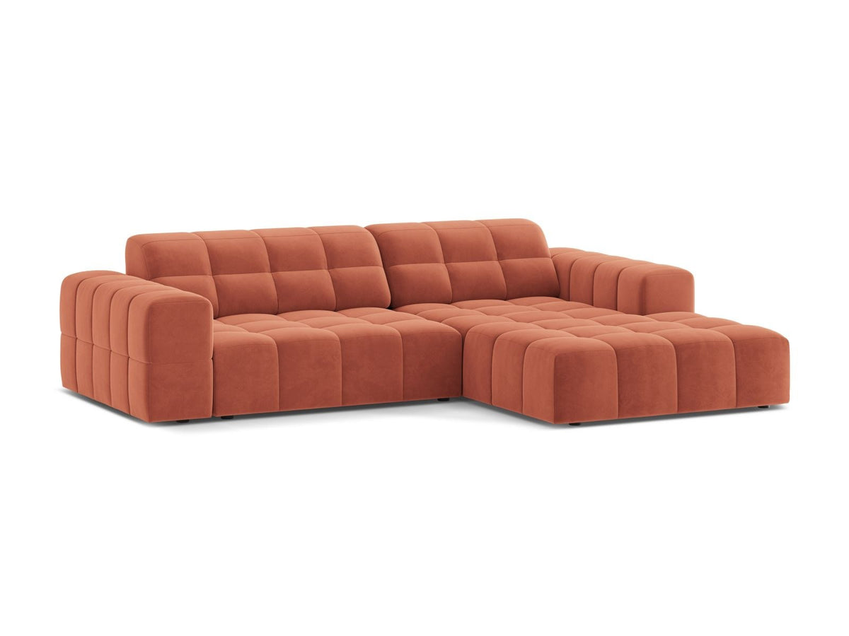 Chicago Samt-Ecksofa rechts 3-Sitzer in Light Beige-Venus mit Récamiere, Massivholzrahmen, schwarzen Kunststoffbeinen und plüschigem Samtbezug.