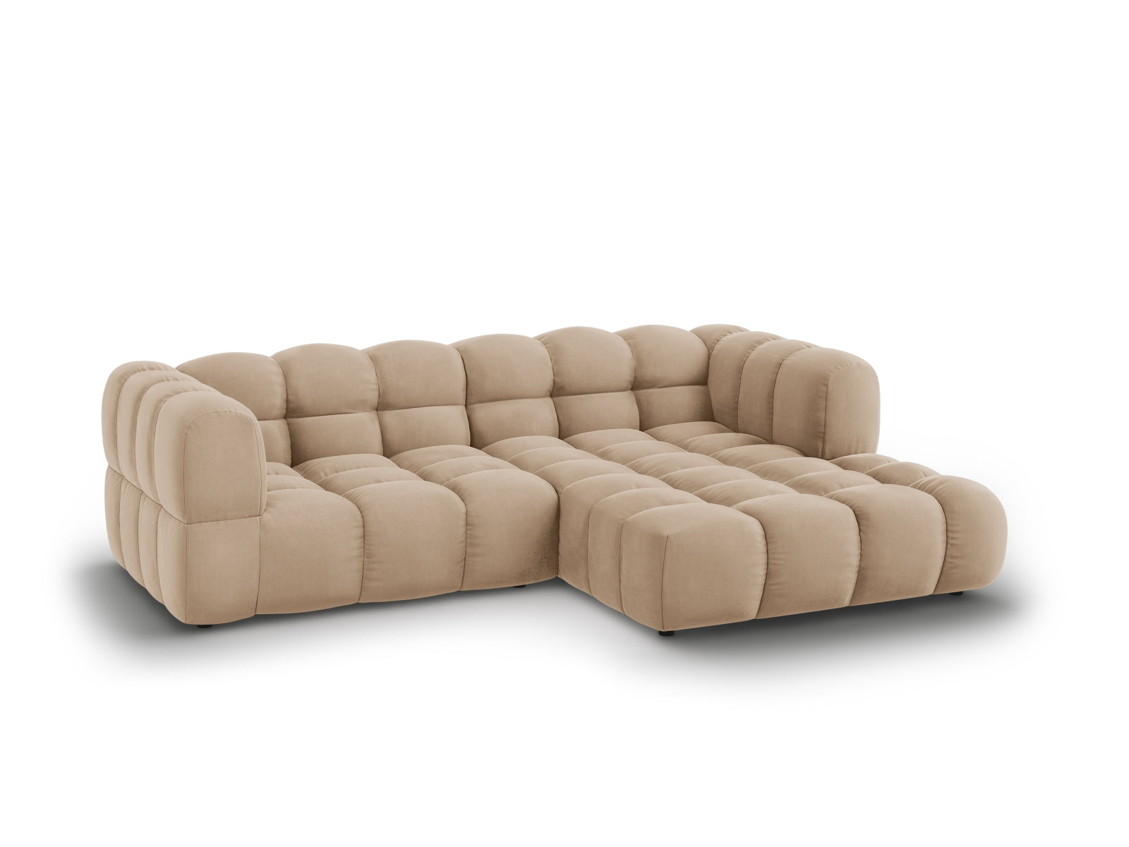 Elegantes Sky Velour Ecksofa in Sand-Casino, 3-Sitzer, 162cm, ideal für stilvolle Wohnräume, präsentiert von Cosmopolitan Design.