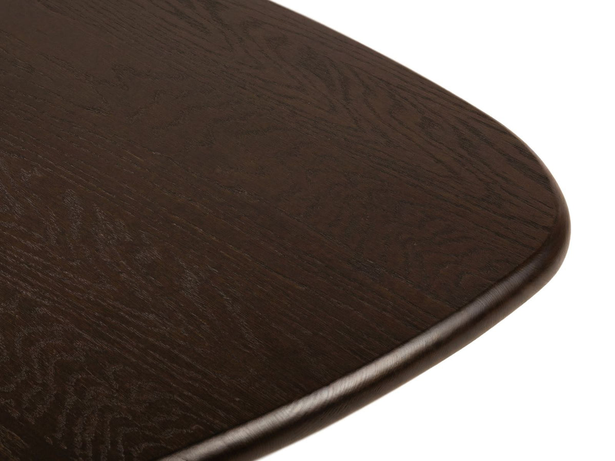 Rechteckiger Couchtisch Sora mit Eichenfurnier in Black Oak-Wood, Holzbeine, gebürstete und lackierte Oberfläche, moderne Form.