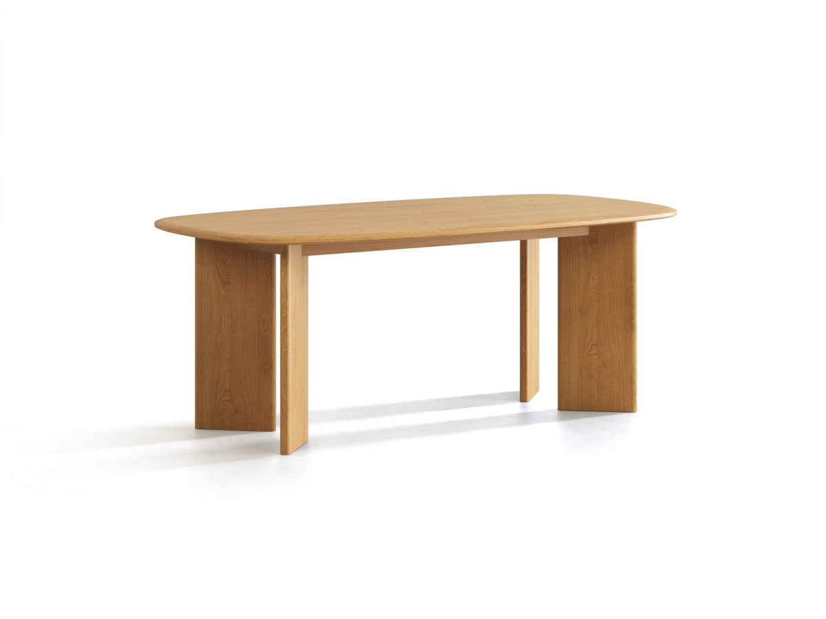 Esstisch Toledo mit Eichenbeinen und Tischplatte in Natural Oak-Wood, Platz für 8 Personen, Masse 200 x 100 x 76 cm.
