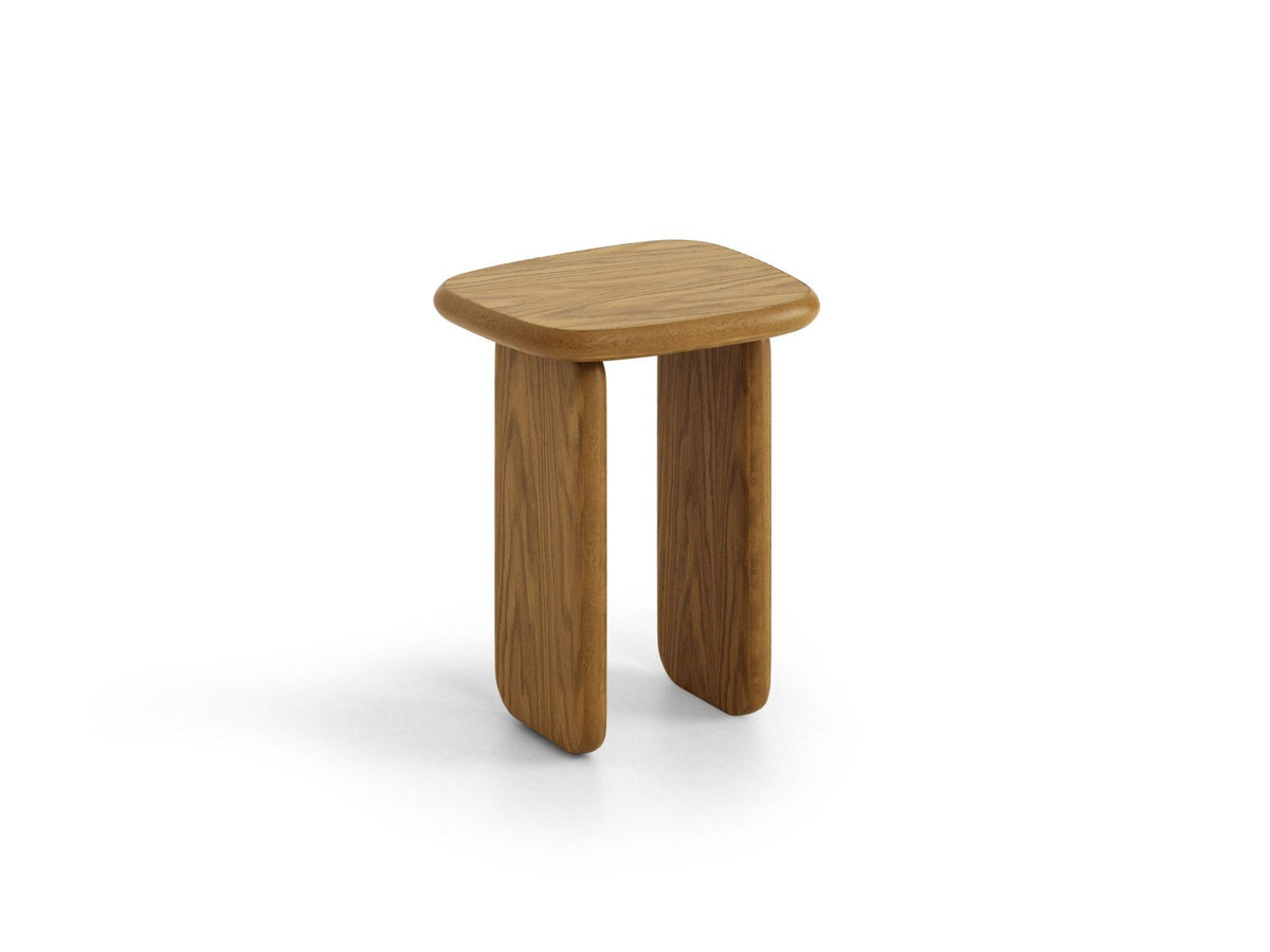 Sora Couchtisch aus Hartholz mit Eichenfurnier in Black Oak-Wood, mit Holzbeinen, kompakte Masse 37x32x50cm, moderner urbaner Stil.