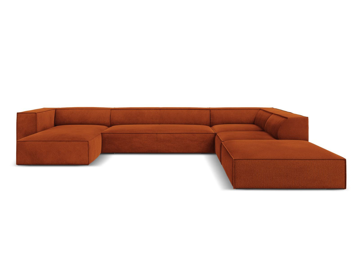 Ecksofa rechts Turin von Cosmopolitan Design in Light Beige-Rosario Chenille-Stoff mit Beinen aus schwarzem Buchenholz und weicher Sitzpolsterung.