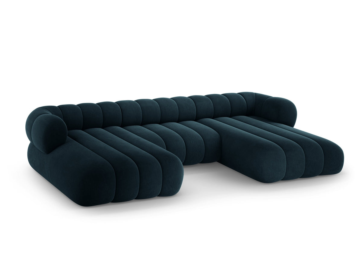 Koge Velour Panoramic Sofa 6 Sitzer 165cm in Deep Petrol-Vogue präsentiert im Onlineshop von KAQTU Design AG. 3er Sofa ist von Cosmopolitan Design