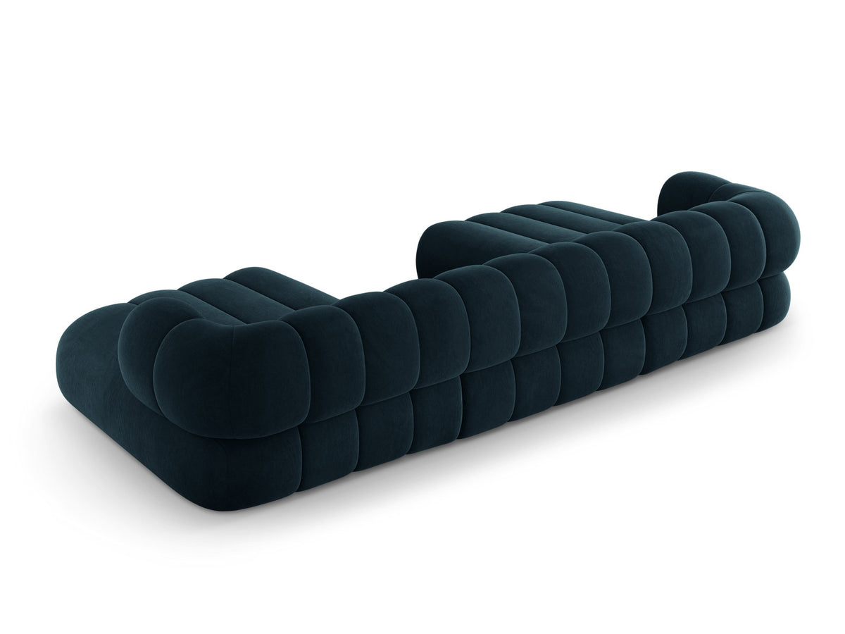 Koge Velour Panoramic Sofa 6 Sitzer 165cm in Deep Petrol-Vogue präsentiert im Onlineshop von KAQTU Design AG. 3er Sofa ist von Cosmopolitan Design