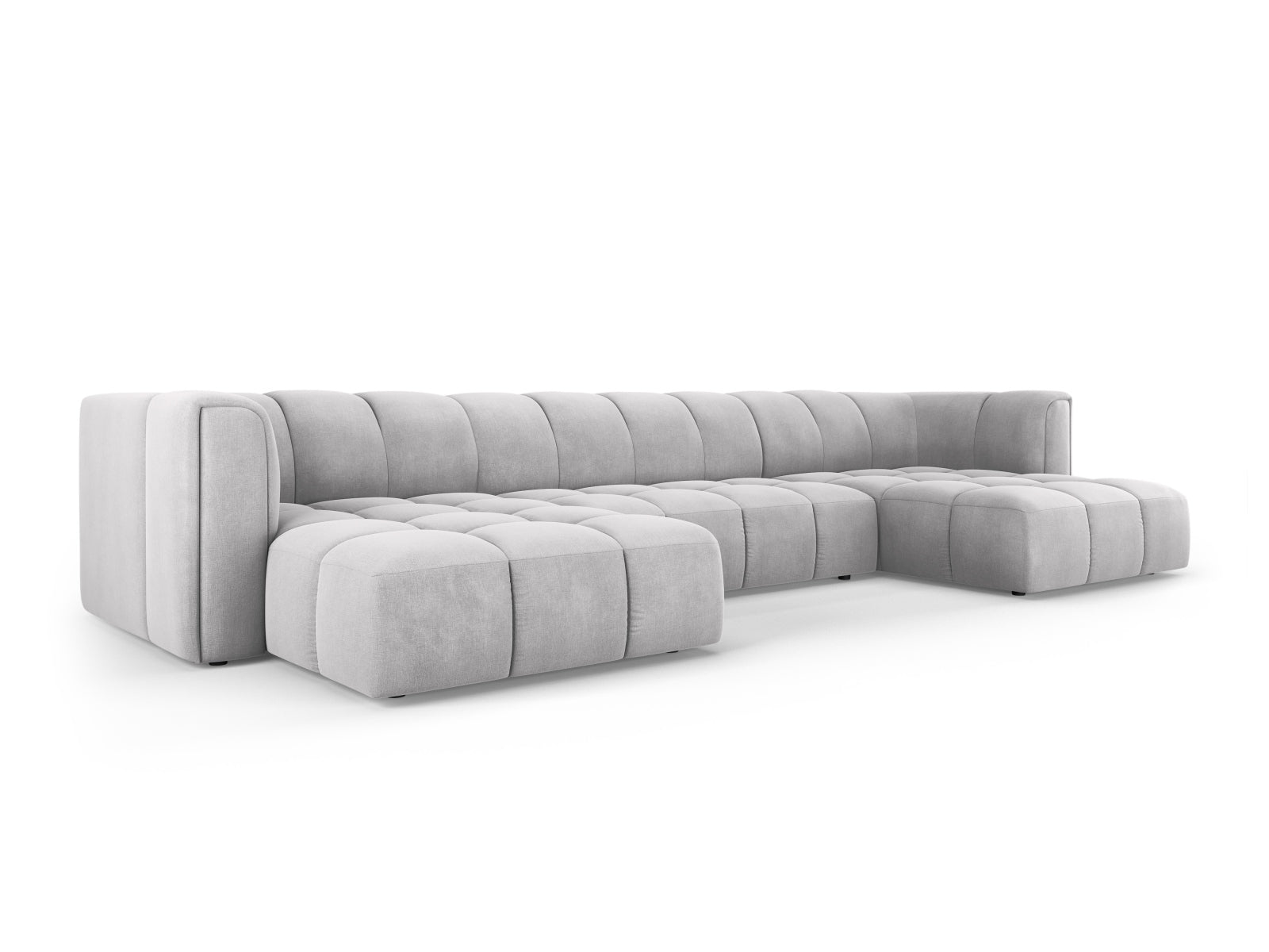 Elegante 5-Sitzer Panoramabank Moritz in hellem Grau, ideal für stilvolle Wohnräume. Modernes Ecksofa von Cosmopolitan Design.