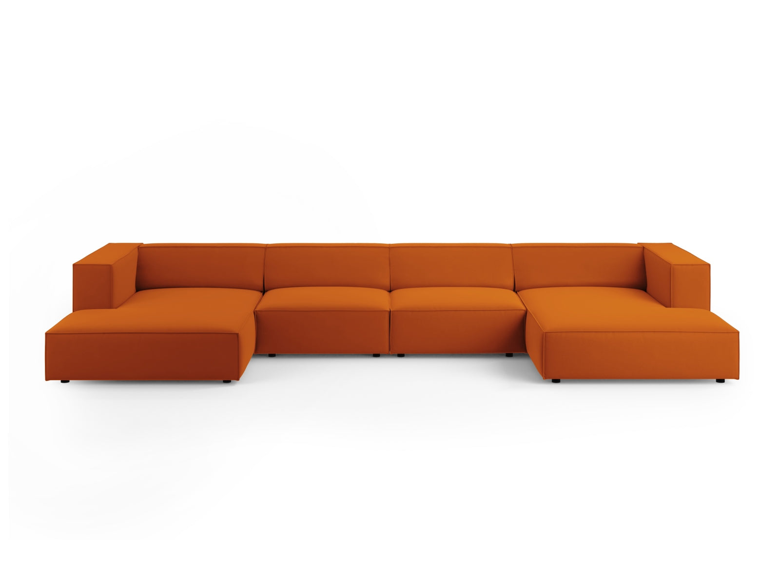 Arendal Velour Panoramic Sofa 6 Sitzer in Terracotta präsentiert im Onlineshop von KAQTU Design AG. 3er Sofa ist von Cosmopolitan Design