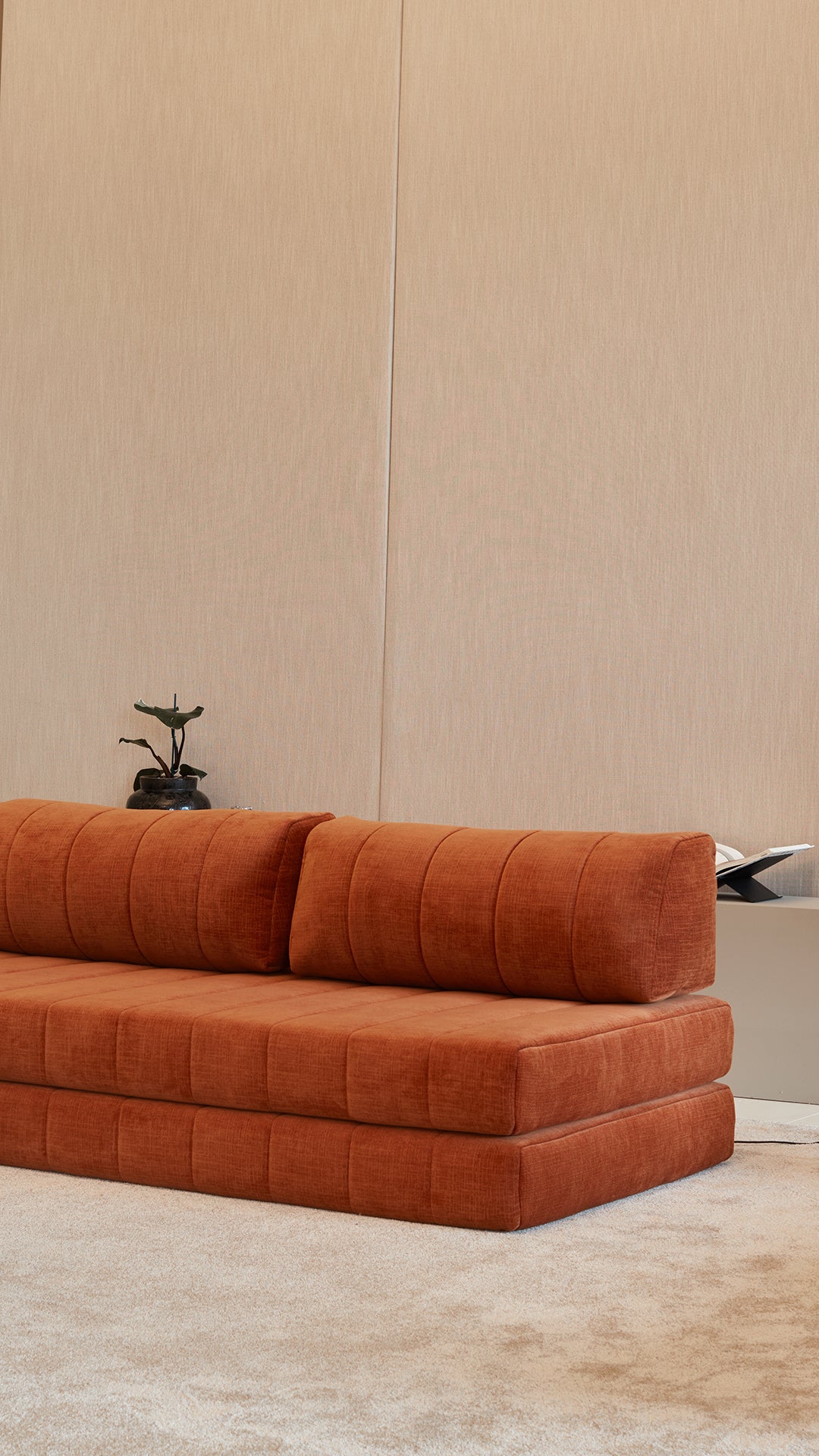 CozyPad Schlafsofa in 412 Esina Rust Orange präsentiert im Onlineshop von KAQTU Design AG. Bettsofa ist von Innovation Living