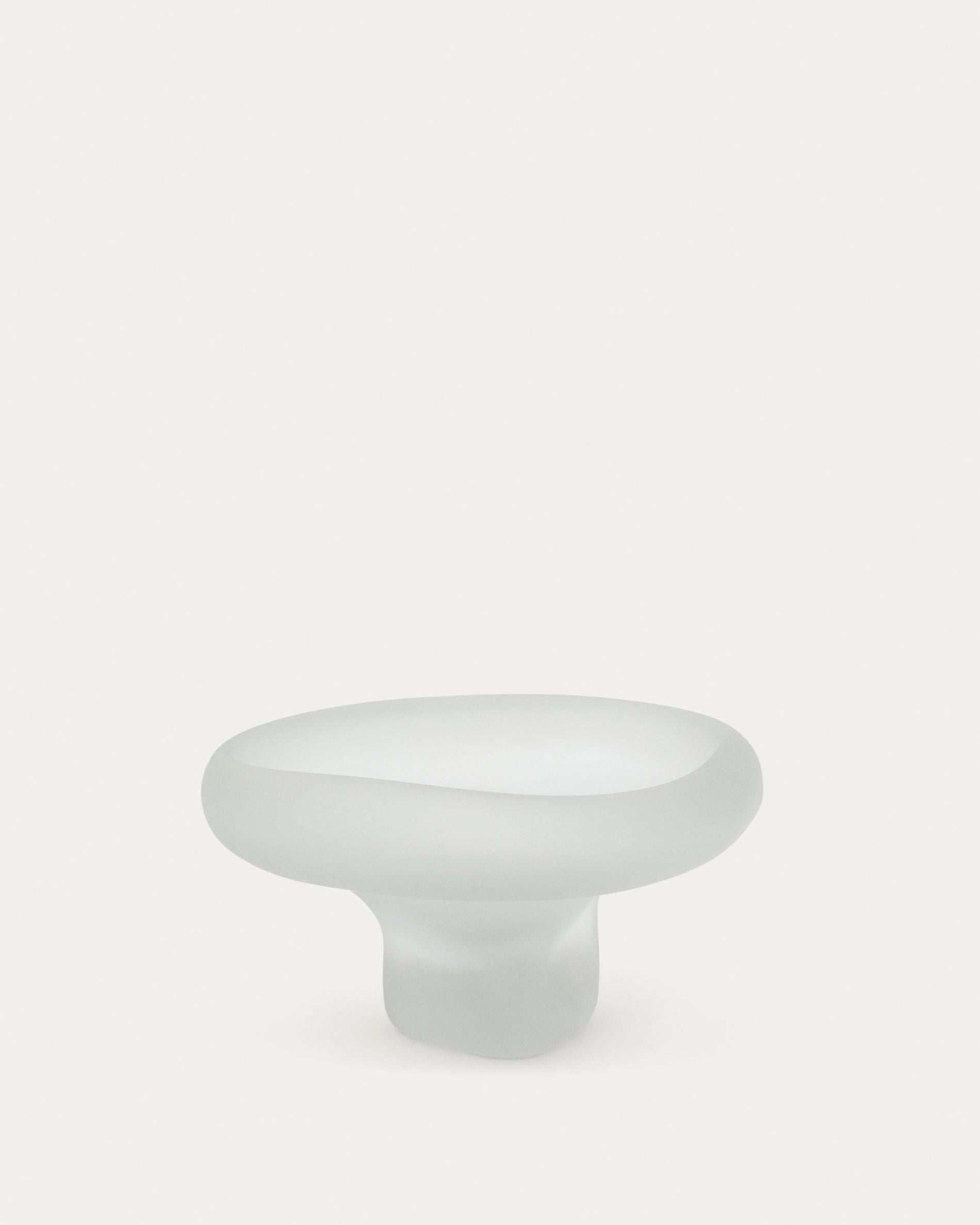 Tafelaufsatz Ondaro aus Milchglas 15 cm in Transparent präsentiert im Onlineshop von KAQTU Design AG. Vase ist von Kave Home