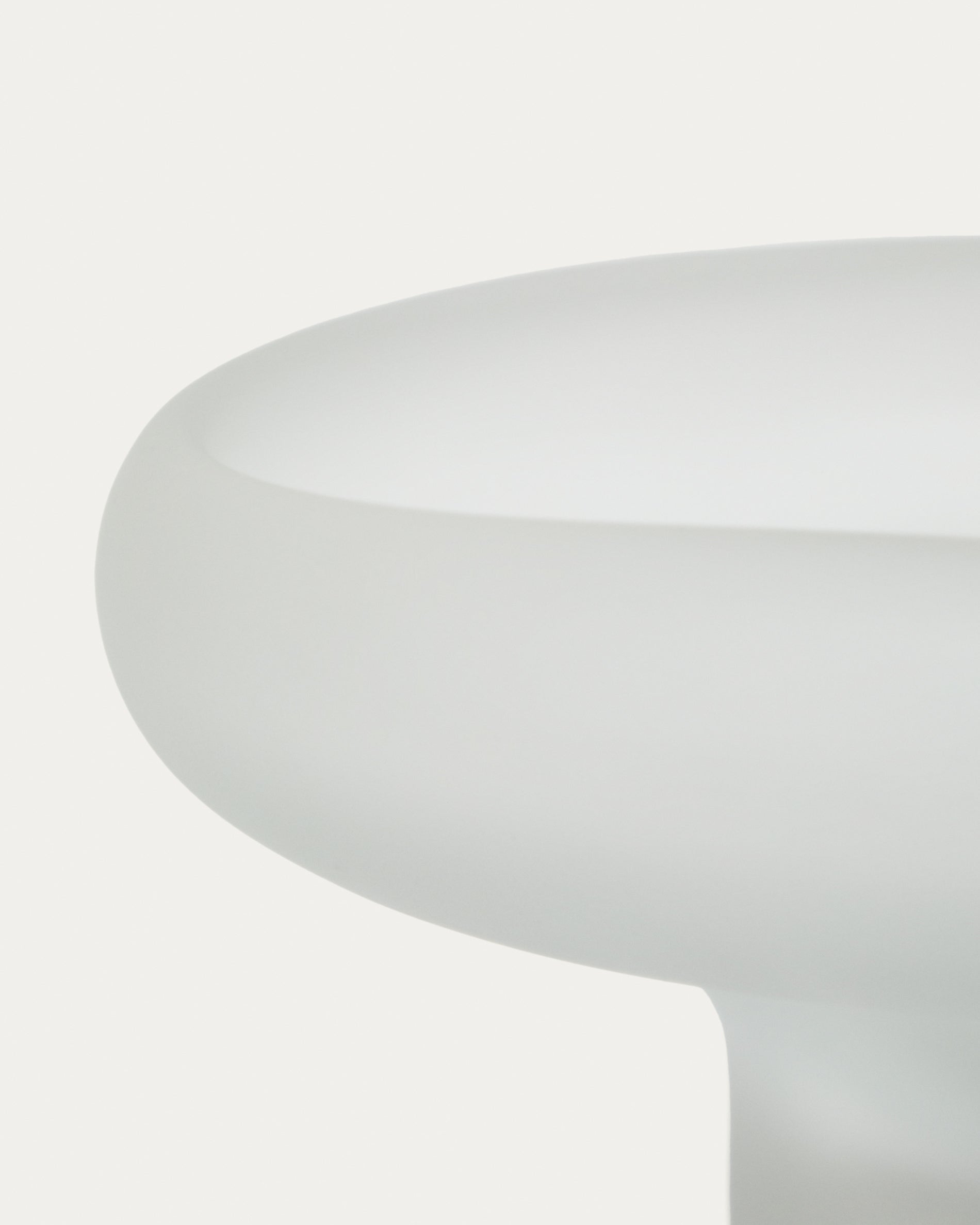 Tafelaufsatz Ondaro aus Milchglas 15 cm in Transparent präsentiert im Onlineshop von KAQTU Design AG. Vase ist von Kave Home