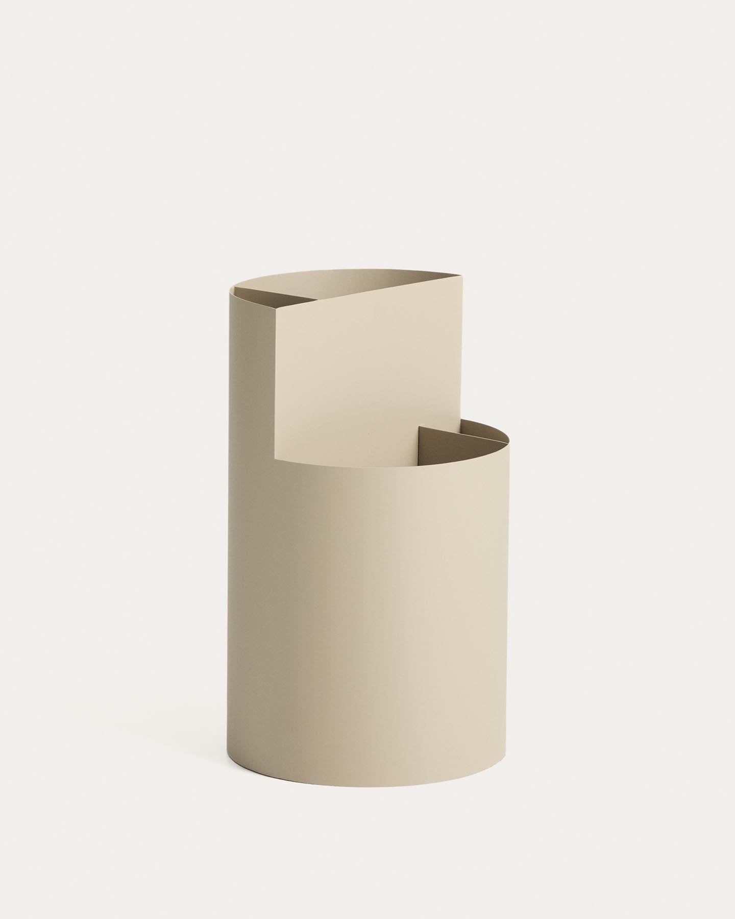 Großer Schirmständer Atin aus beigem Metall in Beige präsentiert im Onlineshop von KAQTU Design AG. Schirmständer ist von Kave Home