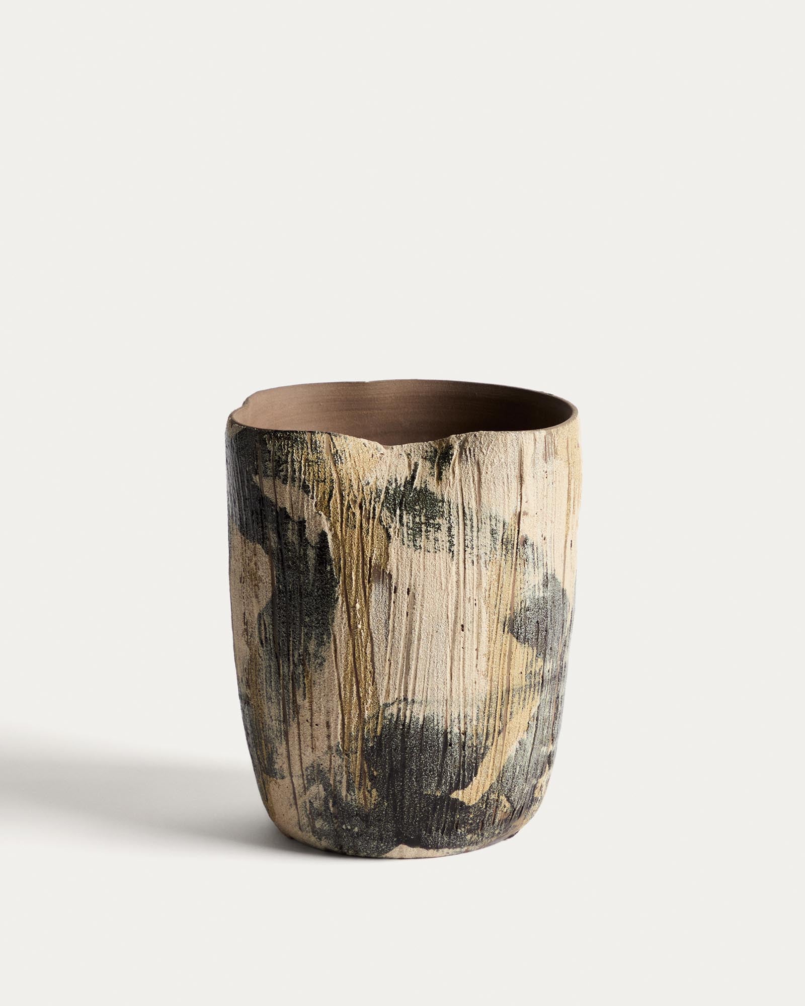 Keramikvase Dirva in Braun, 23 cm in Braun präsentiert im Onlineshop von KAQTU Design AG. Vase ist von Kave Home