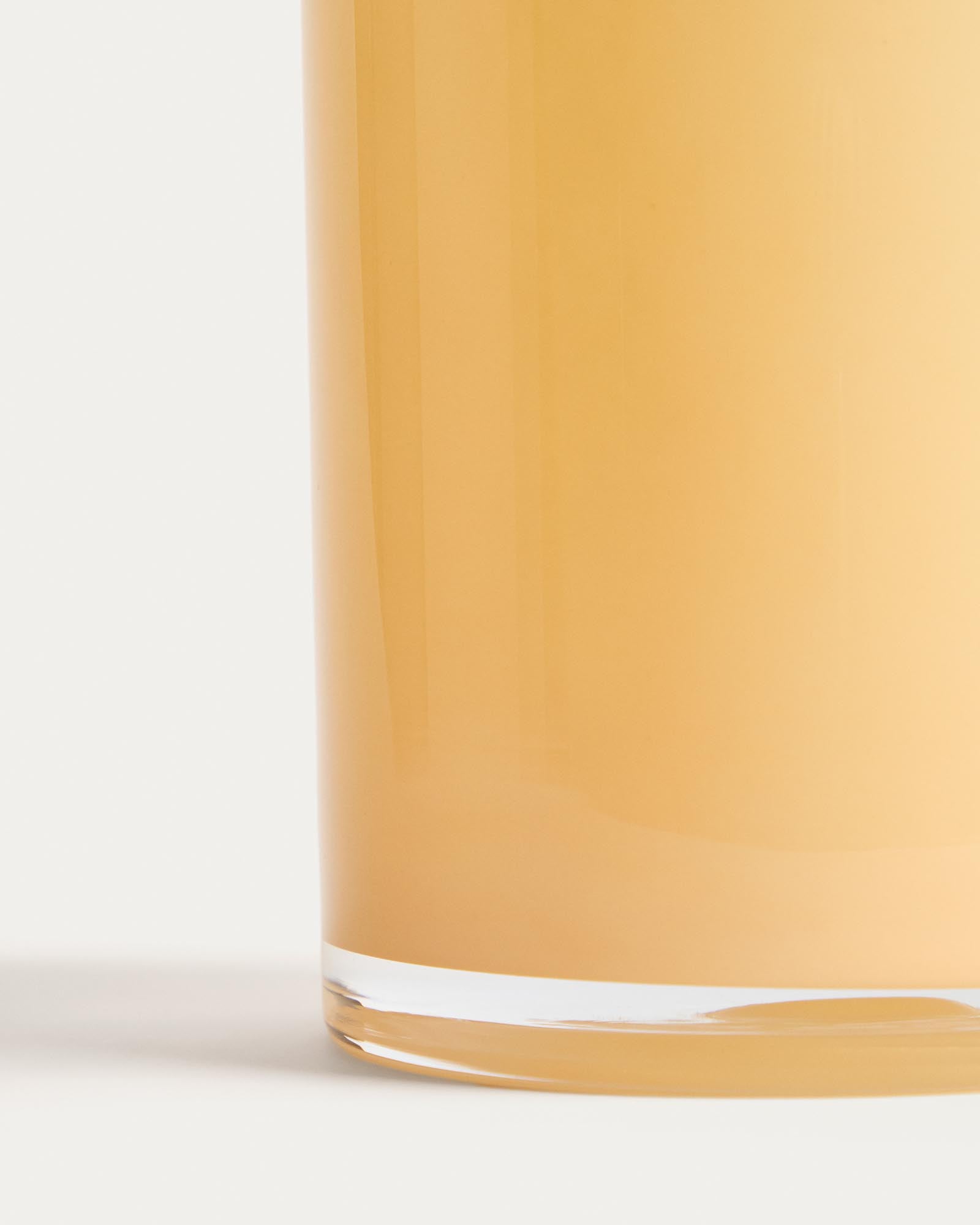 Stilvolle Endasi Vase aus leuchtendem gelben Glas, 31 cm hoch, perfekt für kreative Blumendekorationen und moderne Inneneinrichtungen.