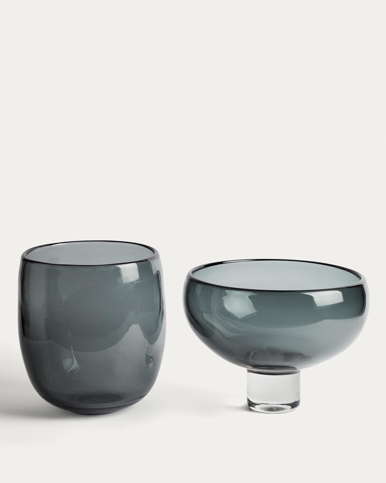 Moderner Tafelaufsatz Sirau aus grauem Glas, Ø 24 cm, perfekt für kreative Arrangements und stilvolle Tischdekorationen.