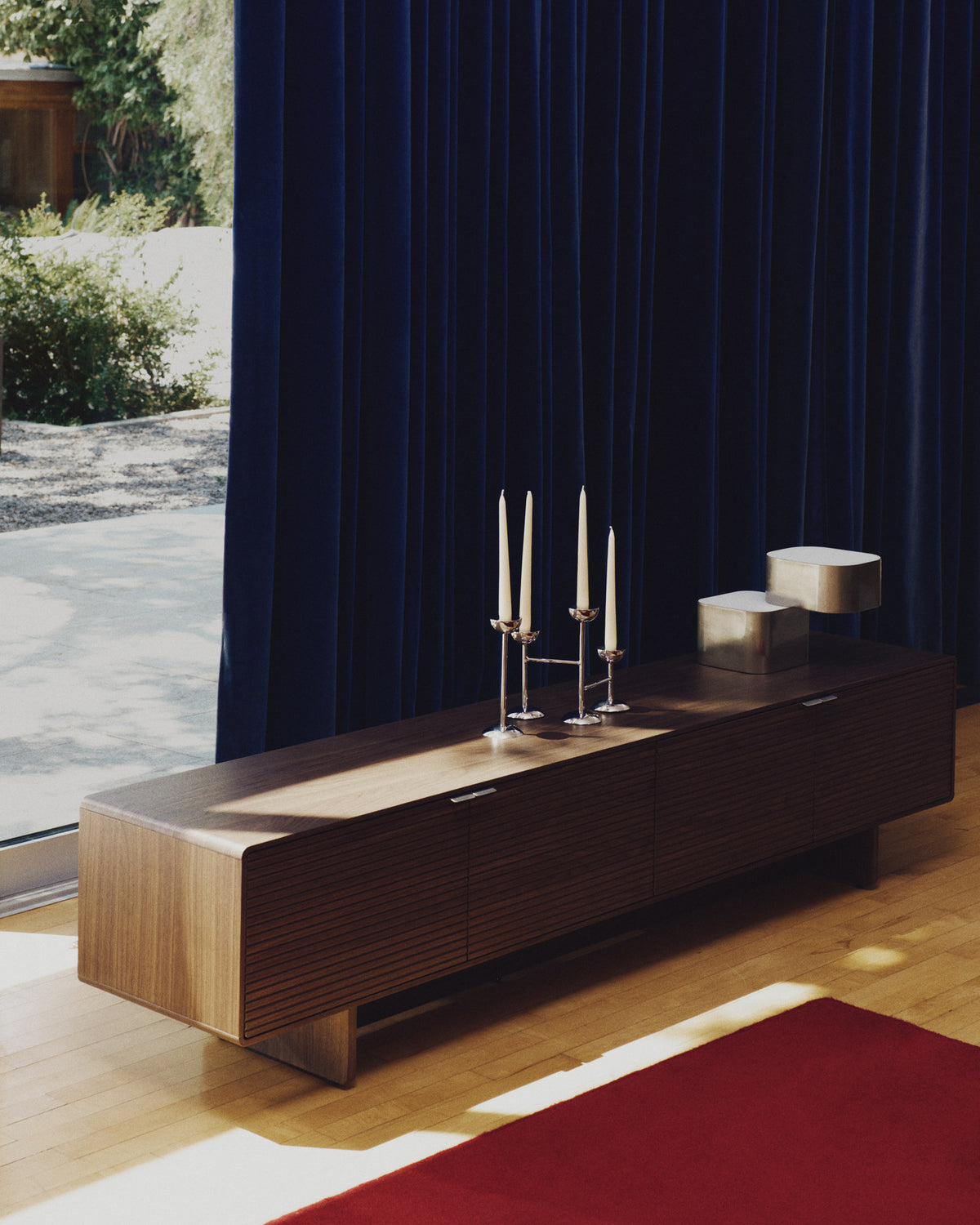 Set Talinen mit 4 weissen Kerzen in Weiss präsentiert im Onlineshop von KAQTU Design AG. Kerzen ist von Kave Home