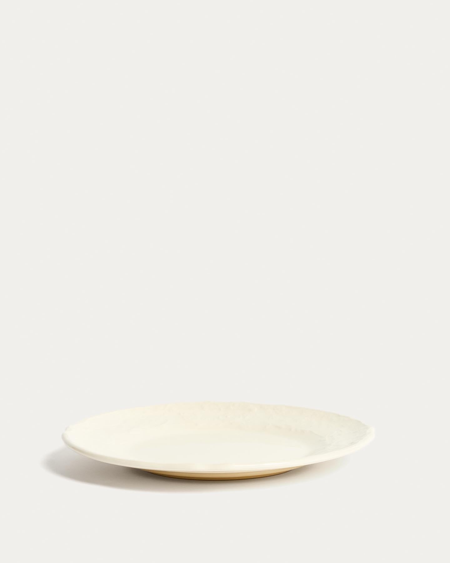 Dessertteller Varla aus Keramik in Beige in Beige präsentiert im Onlineshop von KAQTU Design AG. Teller ist von Kave Home