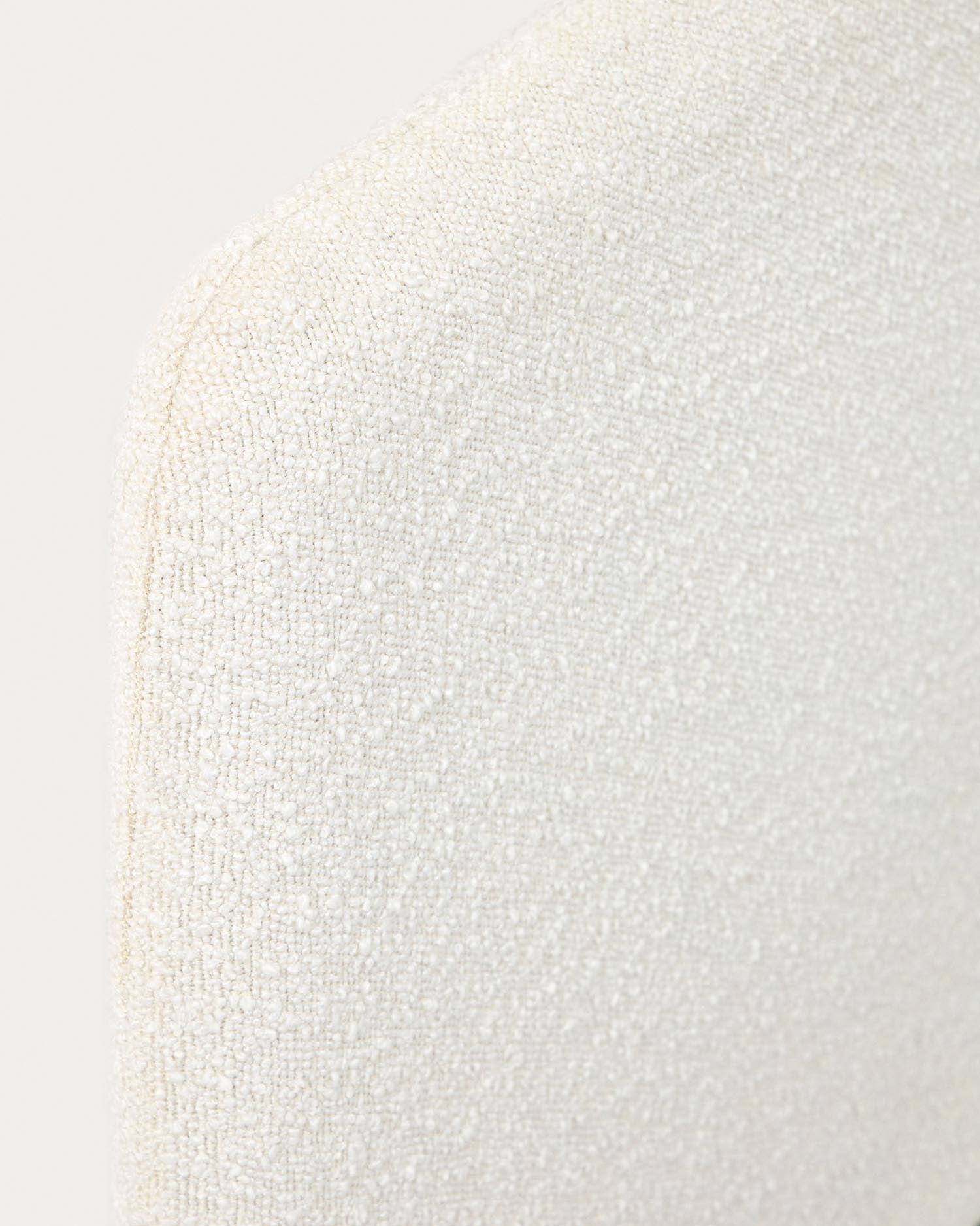 Das Dyla Bettkopfteil in elegantem Bouclé Weiß vereint Komfort und Stil. Ideal für 160 cm Betten, nachhaltig und pflegeleicht.