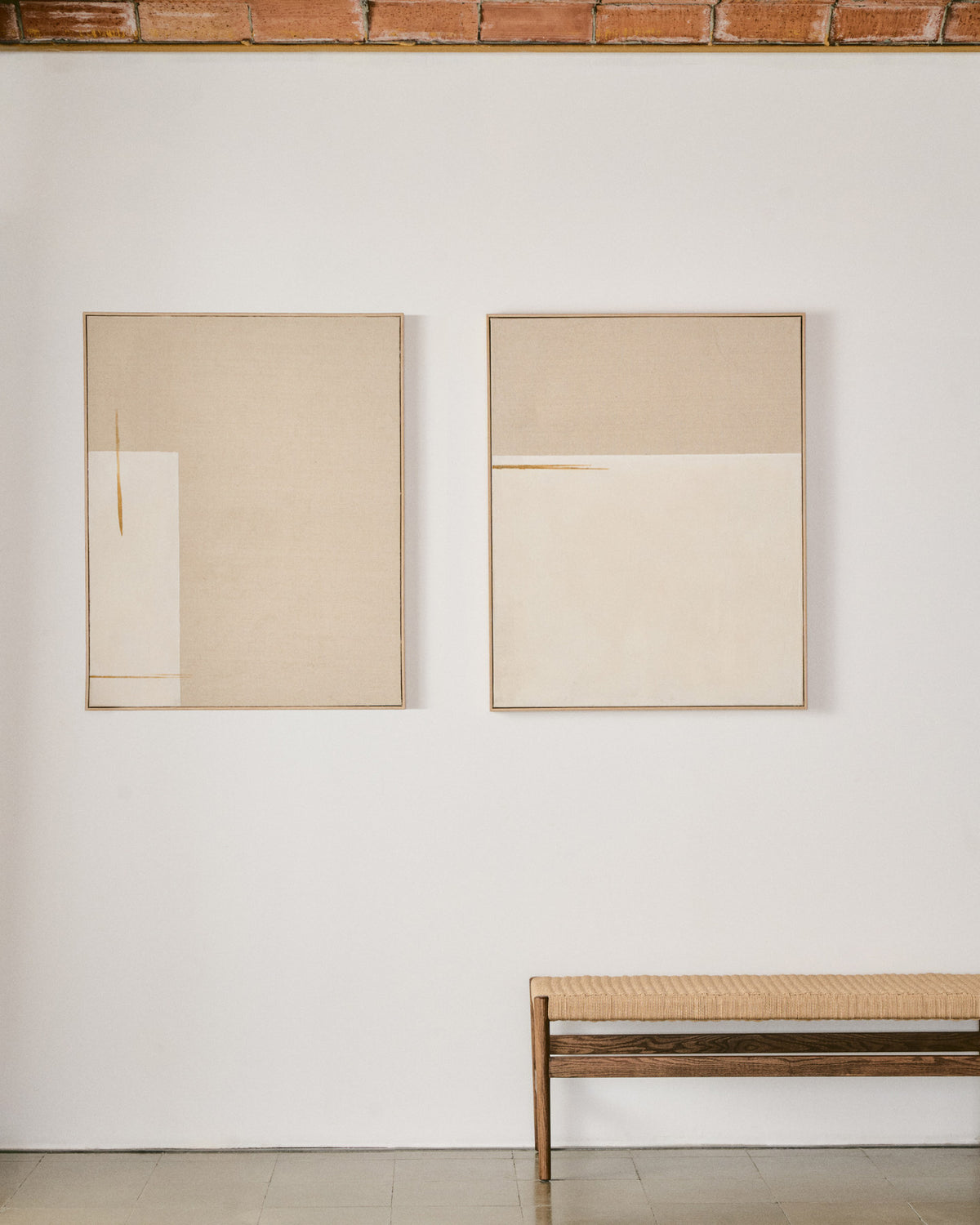 Salin Bild abstrakt mit vertikalem Streifen aus Leinen beige 80 x 100 cm in Beige präsentiert im Onlineshop von KAQTU Design AG. Bild ist von Kave Home