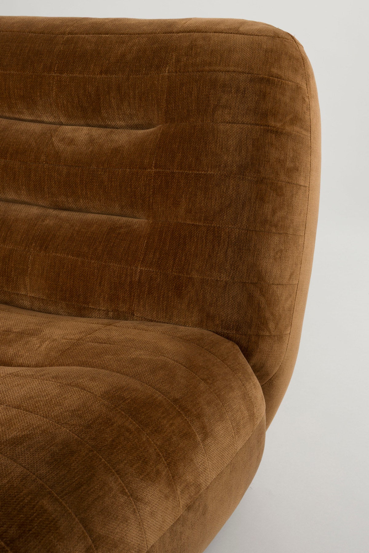 Loungesessel Wyatt in Cognac präsentiert im Onlineshop von KAQTU Design AG. Sessel ist von Dutchbone