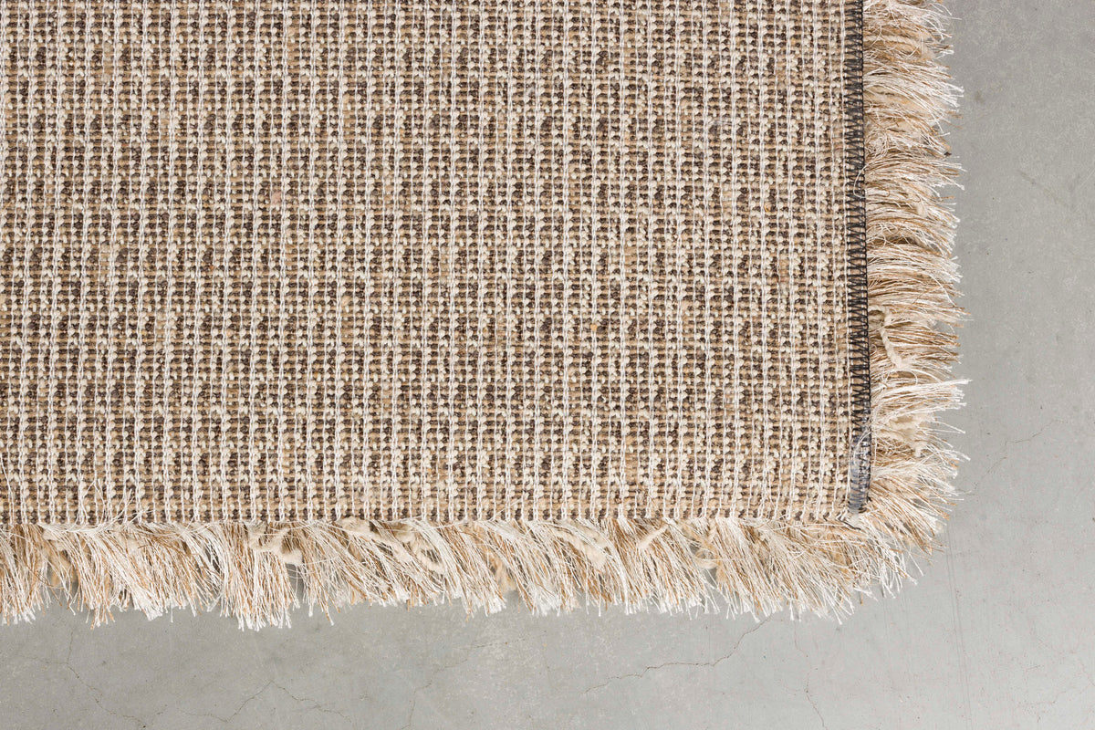 Teppich Hairy 200x290 in Beige präsentiert im Onlineshop von KAQTU Design AG. Teppich ist von Dutchbone