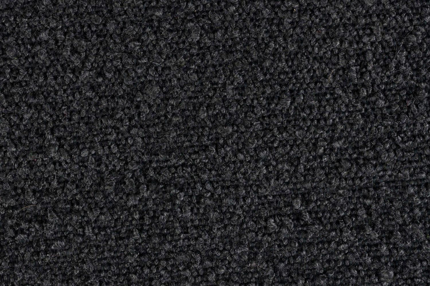 Erleben Sie den Barstuhl Rodin Bouclé Black von Dutchbone – eine harmonische Verbindung aus luxuriösem Design und optimalem Sitzkomfort für jeden Raum.