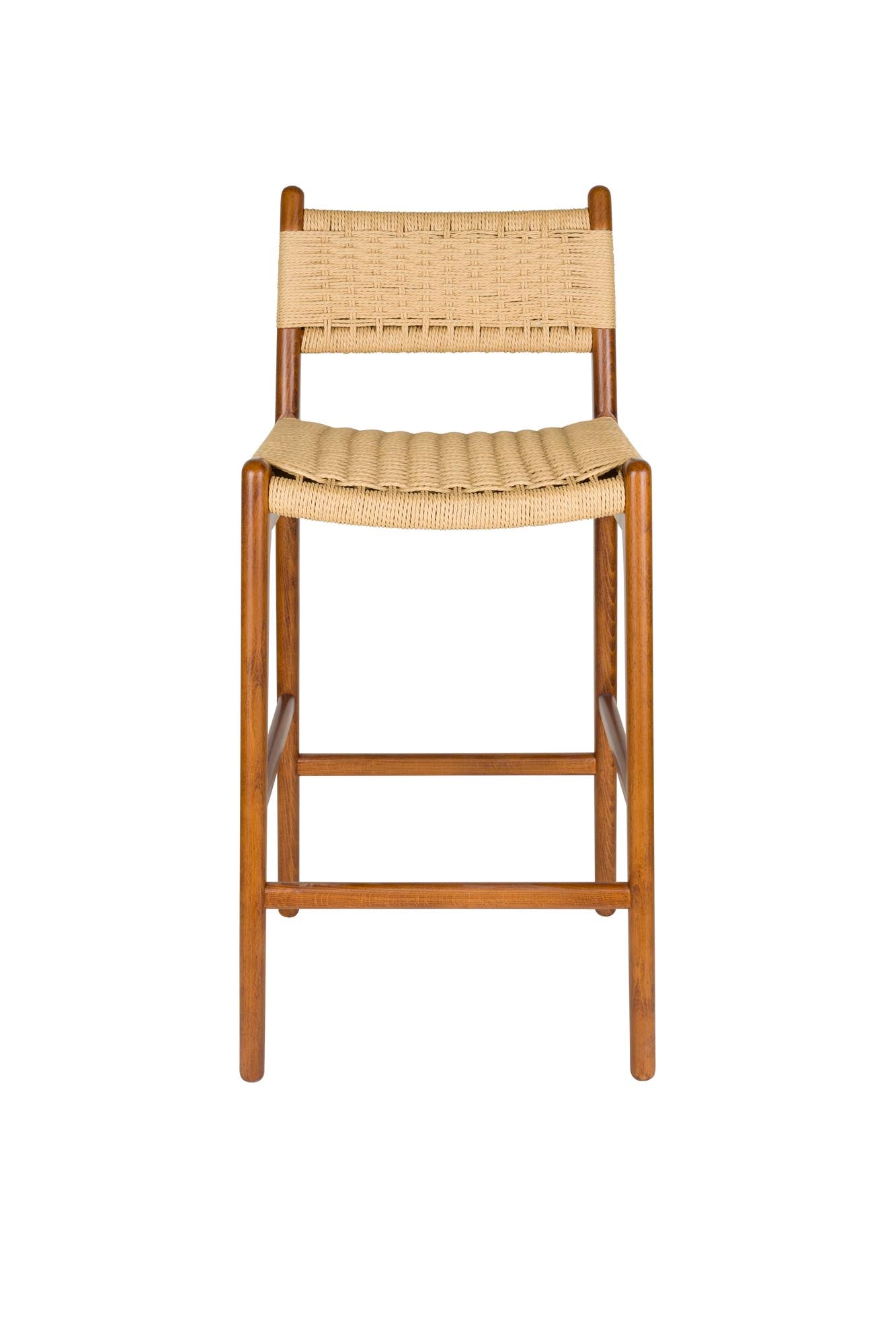 Entdecken Sie den Barstuhl Cecile von Dutchbone – ein stilvolles Möbelstück, das Eleganz und Komfort in jeden Raum bringt.