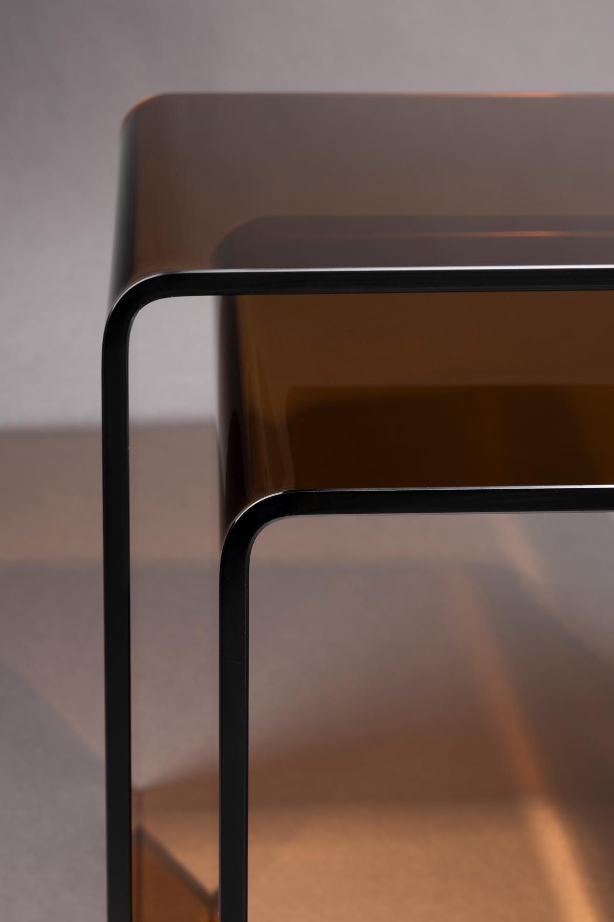 Beistelltisch Vetro Set of 2 in Brown präsentiert im Onlineshop von KAQTU Design AG. Beistelltisch ist von Dutchbone