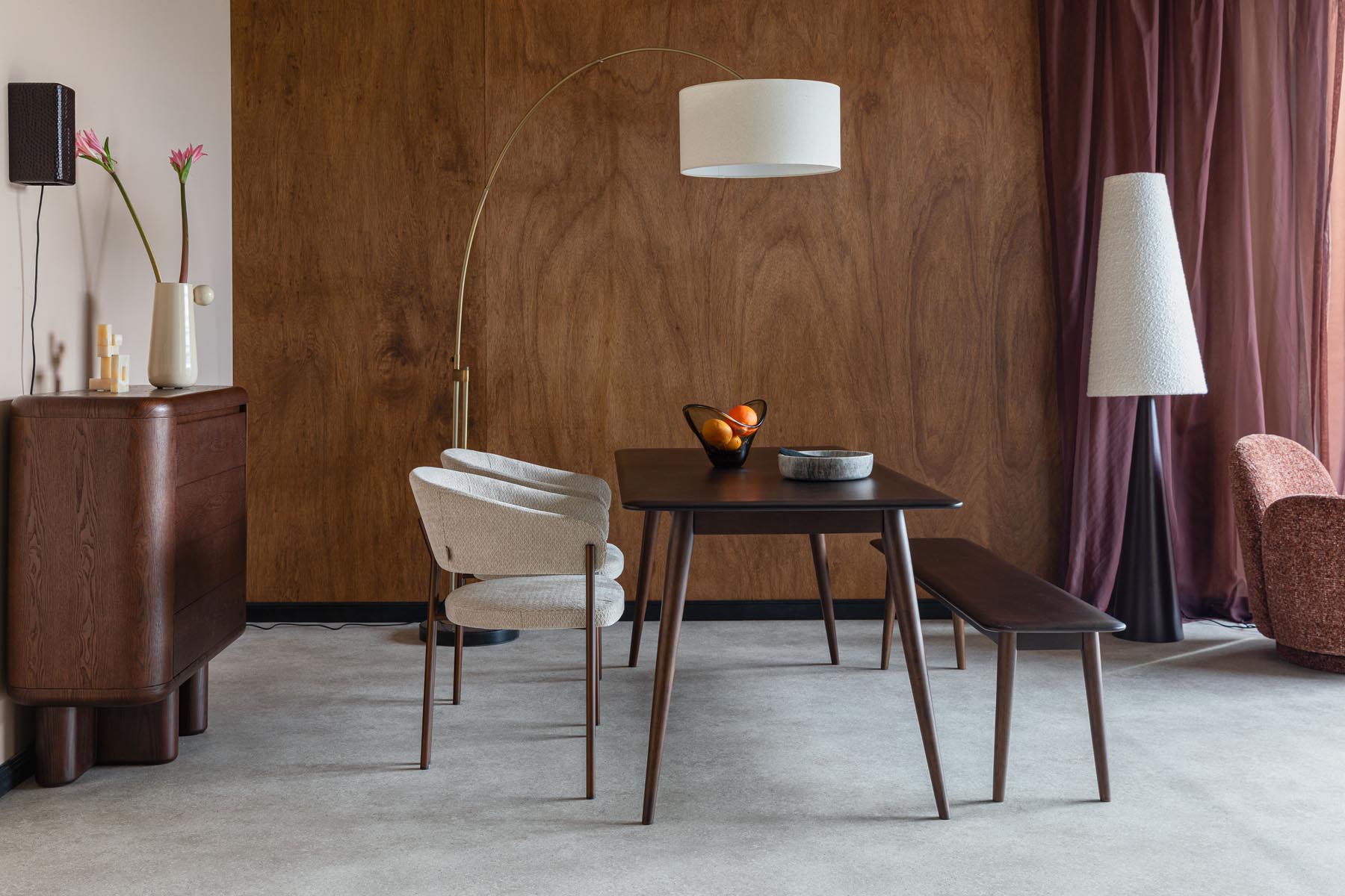 Bank Elroy in Braun präsentiert im Onlineshop von KAQTU Design AG. Sitzbank ist von Dutchbone