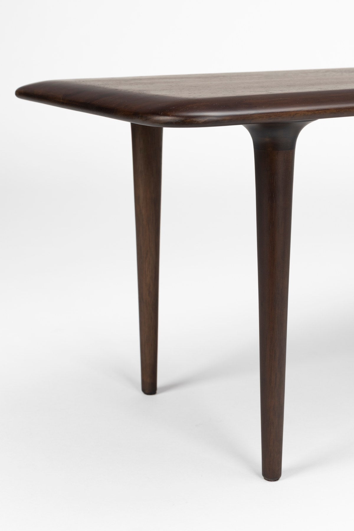 Kaffeetisch Elroy L in Braun präsentiert im Onlineshop von KAQTU Design AG. Couchtisch ist von Dutchbone