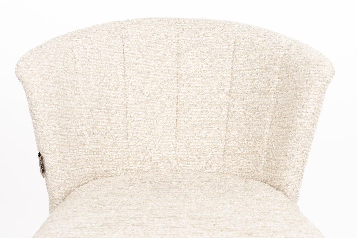 Stuhl Georgia in Beige präsentiert im Onlineshop von KAQTU Design AG. Stuhl ist von Dutchbone
