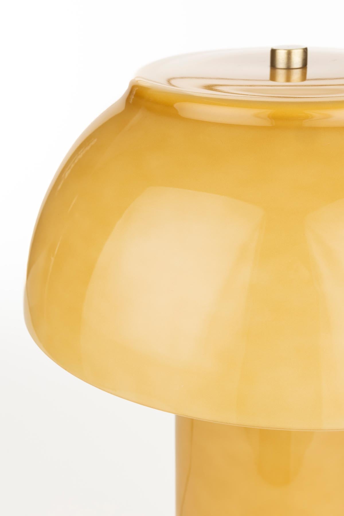 Tischlampe Morvan in Gelb präsentiert im Onlineshop von KAQTU Design AG. Tischleuchte ist von Dutchbone