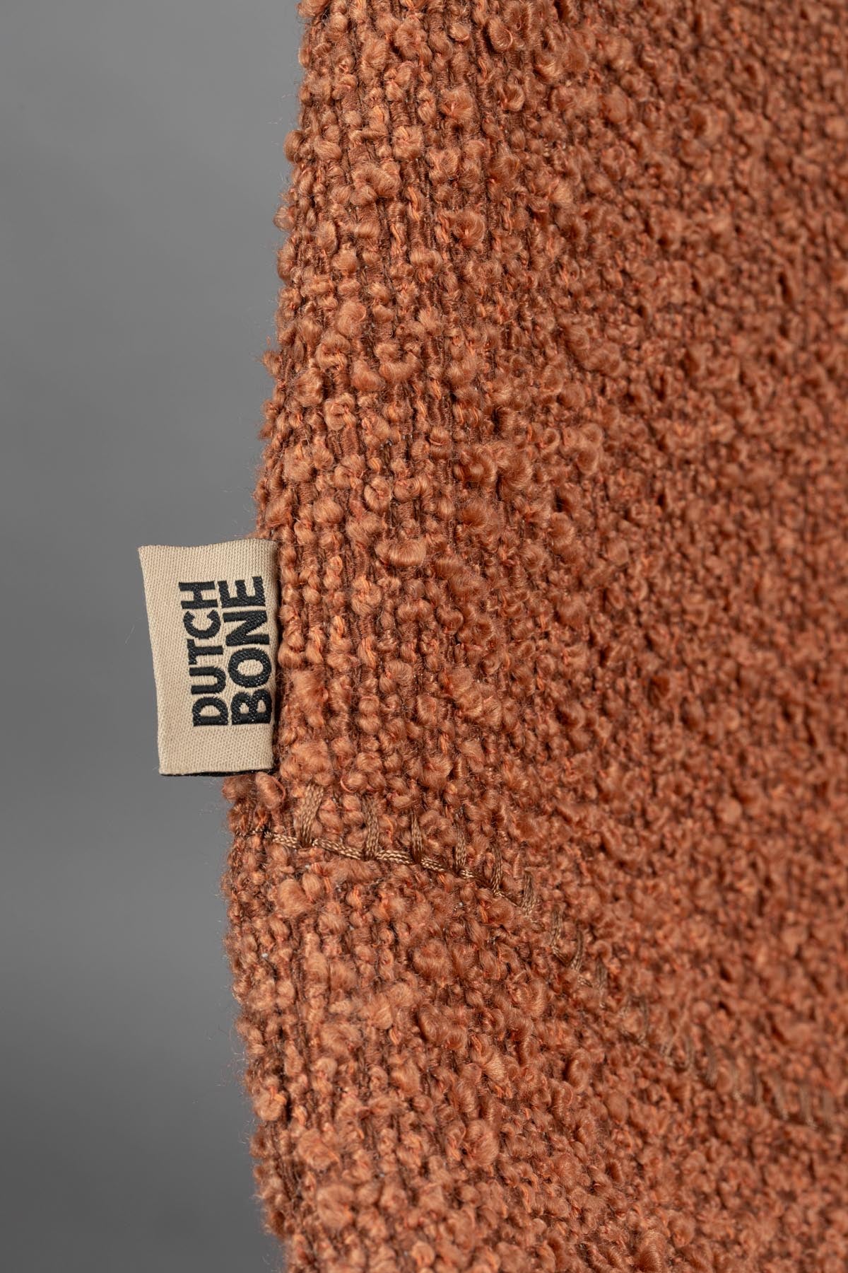 Franky Stuhl Bouclé in Schwarz präsentiert im Onlineshop von KAQTU Design AG. Stuhl ist von Dutchbone