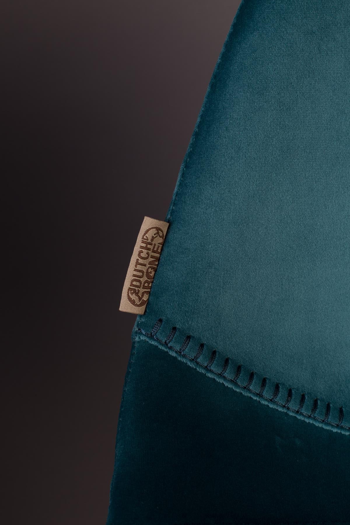 Barstuhl Franky Velvet in Petrol präsentiert im Onlineshop von KAQTU Design AG. Barstuhl ist von Dutchbone