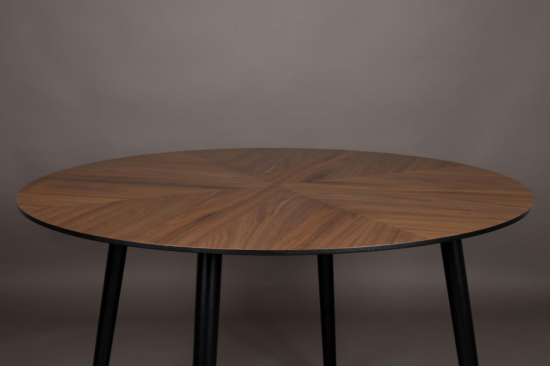 Tisch Clover 120' in Braun präsentiert im Onlineshop von KAQTU Design AG. Esstisch ist von Dutchbone
