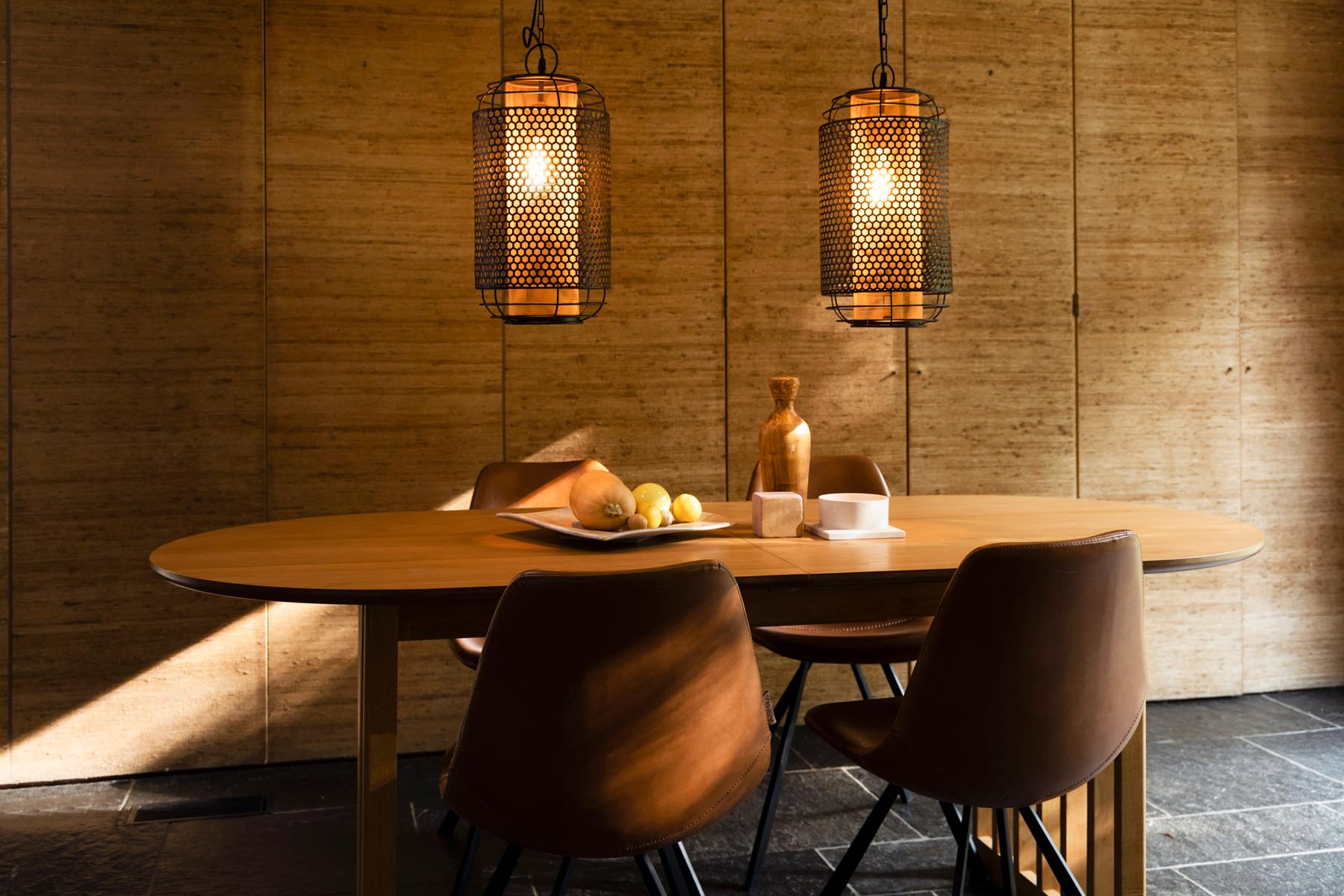 Tisch Barlet in Natur präsentiert im Onlineshop von KAQTU Design AG. Esstisch ist von Dutchbone