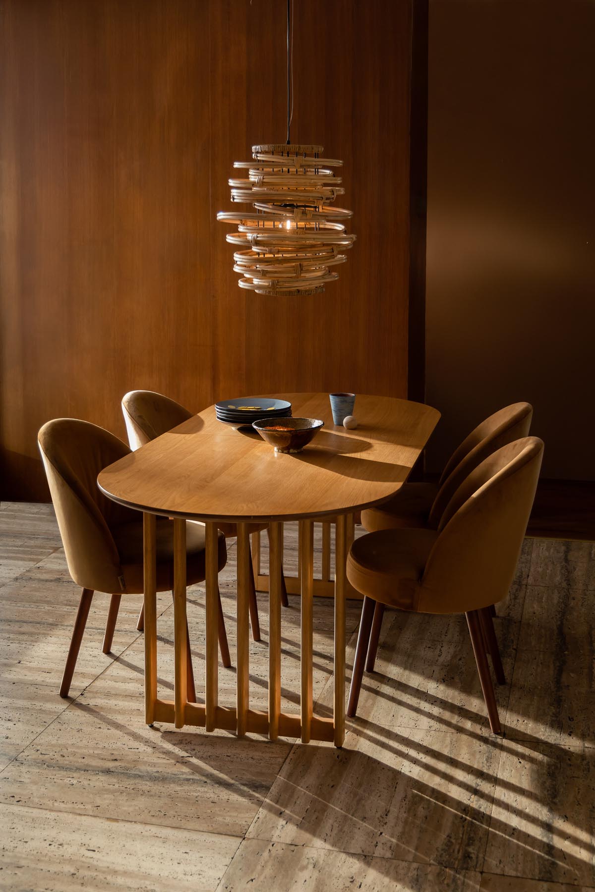 Tisch Barlet in Natur präsentiert im Onlineshop von KAQTU Design AG. Esstisch ist von Dutchbone