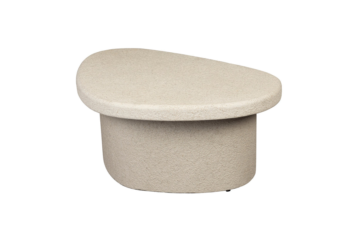 Beiger Couchtisch Coffee Table Veda aus recyceltem Marmor mit weisser Basis und organischer Form