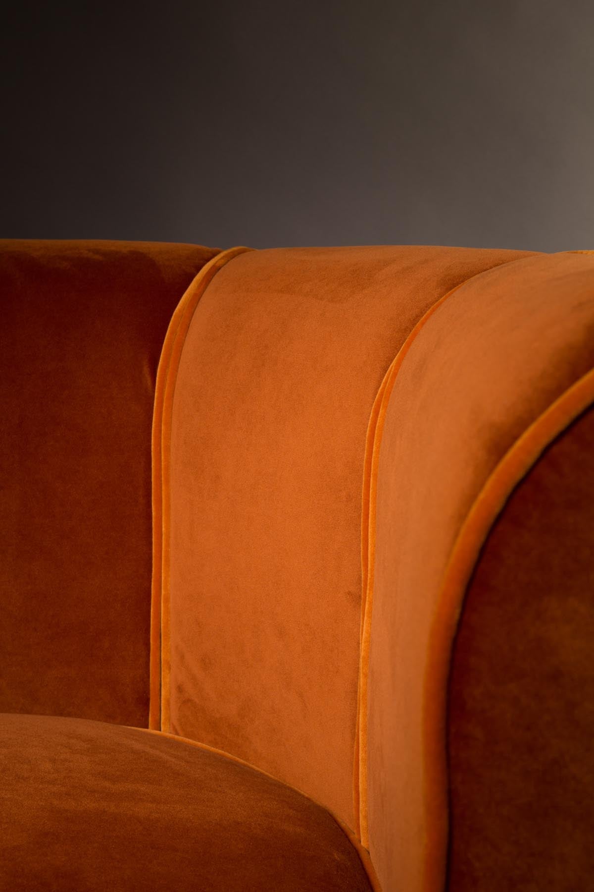 Loungesessel Flower in Orange präsentiert im Onlineshop von KAQTU Design AG. Sessel ist von Dutchbone