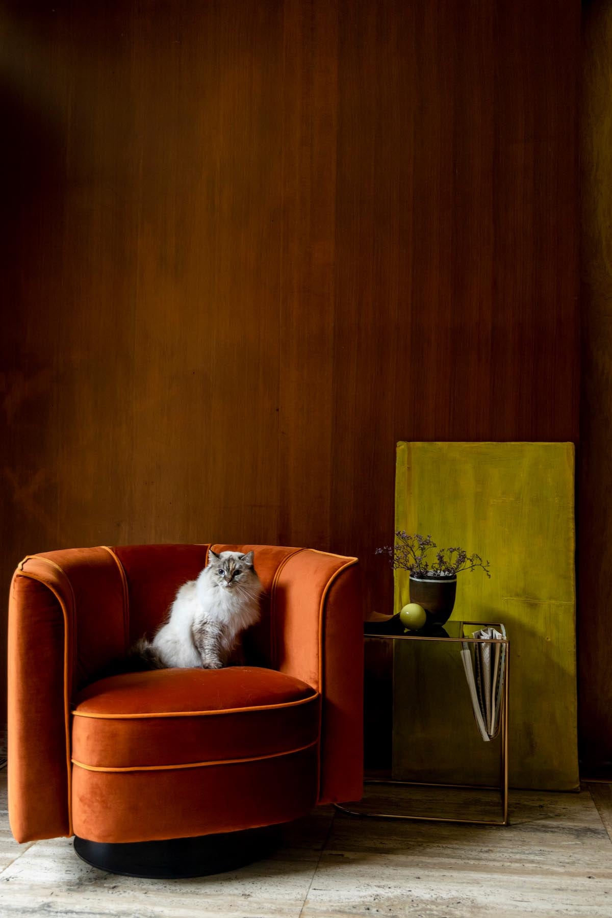 Loungesessel Flower in Orange präsentiert im Onlineshop von KAQTU Design AG. Sessel ist von Dutchbone