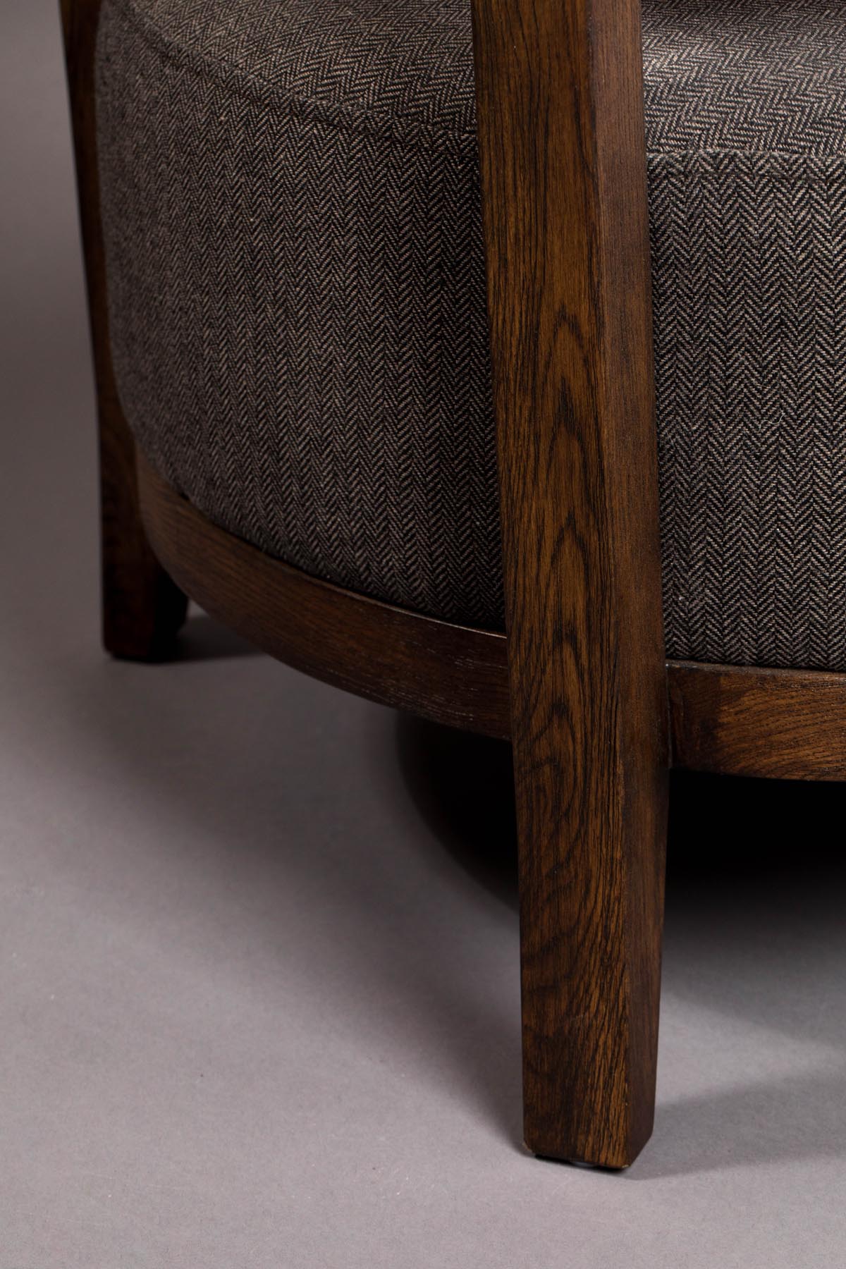 Loungesessel Duran in Grau präsentiert im Onlineshop von KAQTU Design AG. Sessel ist von Dutchbone
