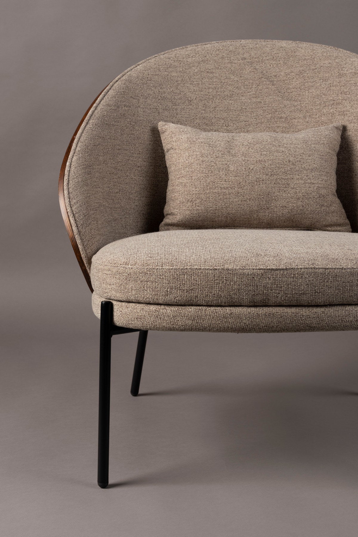 Sessel Rodin in Beige/Braun präsentiert im Onlineshop von KAQTU Design AG. Sessel ist von Dutchbone