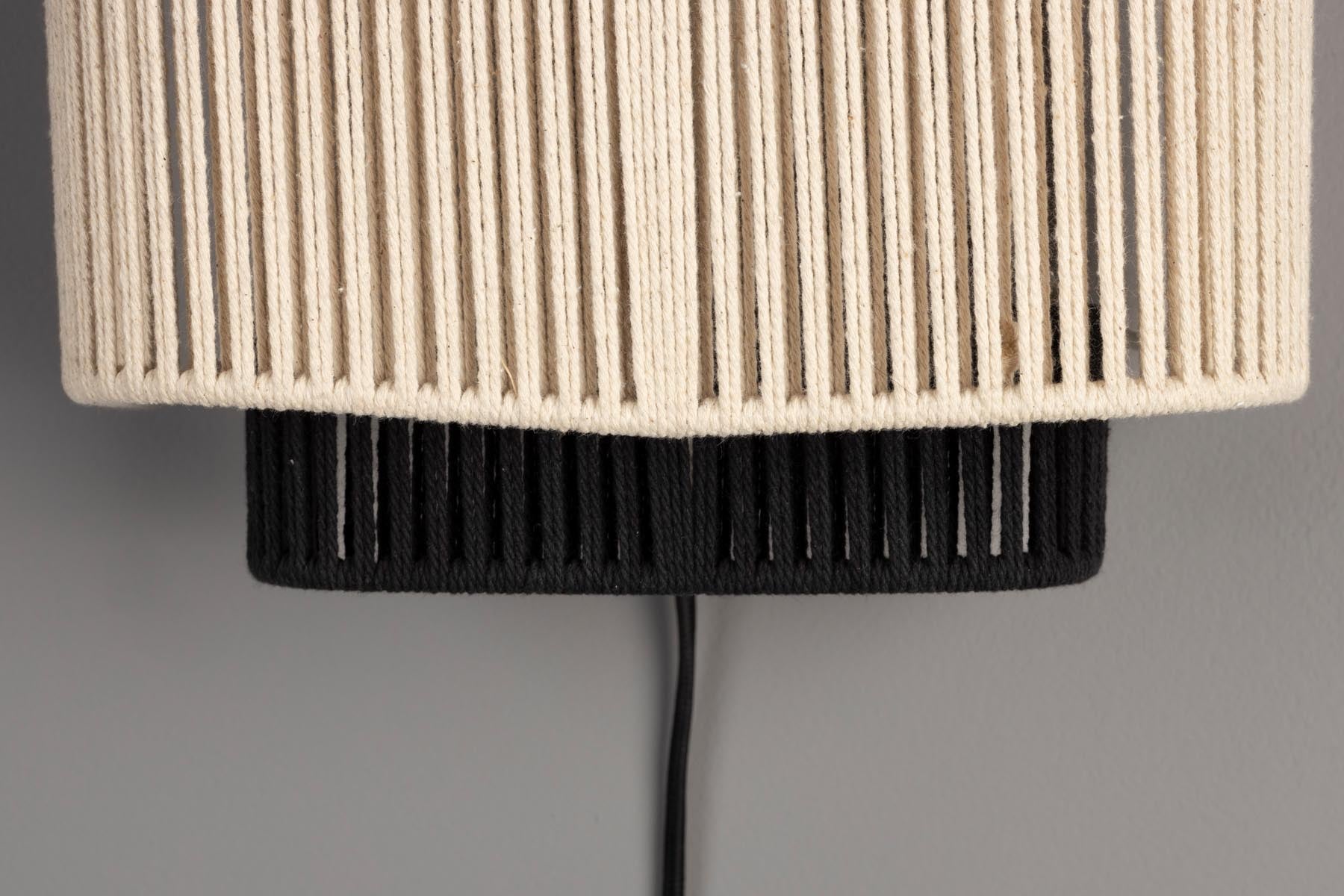 Wandleuchte Elon in Beige präsentiert im Onlineshop von KAQTU Design AG. Wandleuchte ist von Dutchbone