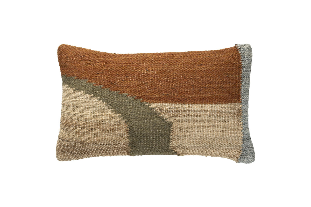 Beiges Dekokissen Cushion Pavilion 60x30 Natural von Dutchbone mit organischer Form, Bezug aus Baumwolle, Jute und Wolle, handgefertigt.