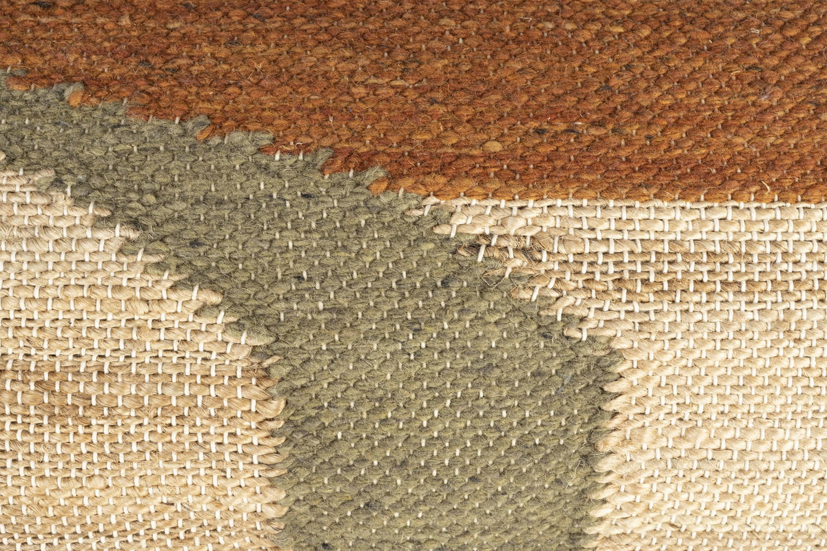 Beiges Dekokissen Cushion Pavilion 60x30 Natural von Dutchbone mit organischer Form, Bezug aus Baumwolle, Jute und Wolle, handgefertigt.
