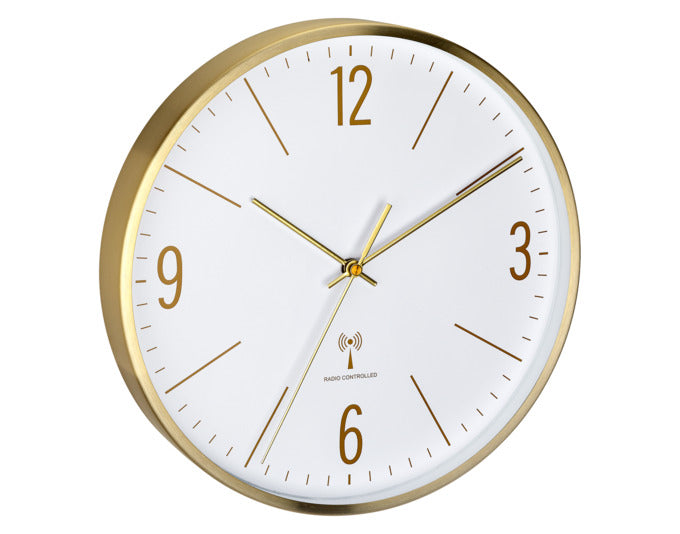 TFA Funk-Wanduhr Metallrahmen gold analog ø 30 cm in präsentiert im Onlineshop von KAQTU Design AG. Wanduhr ist von TFA